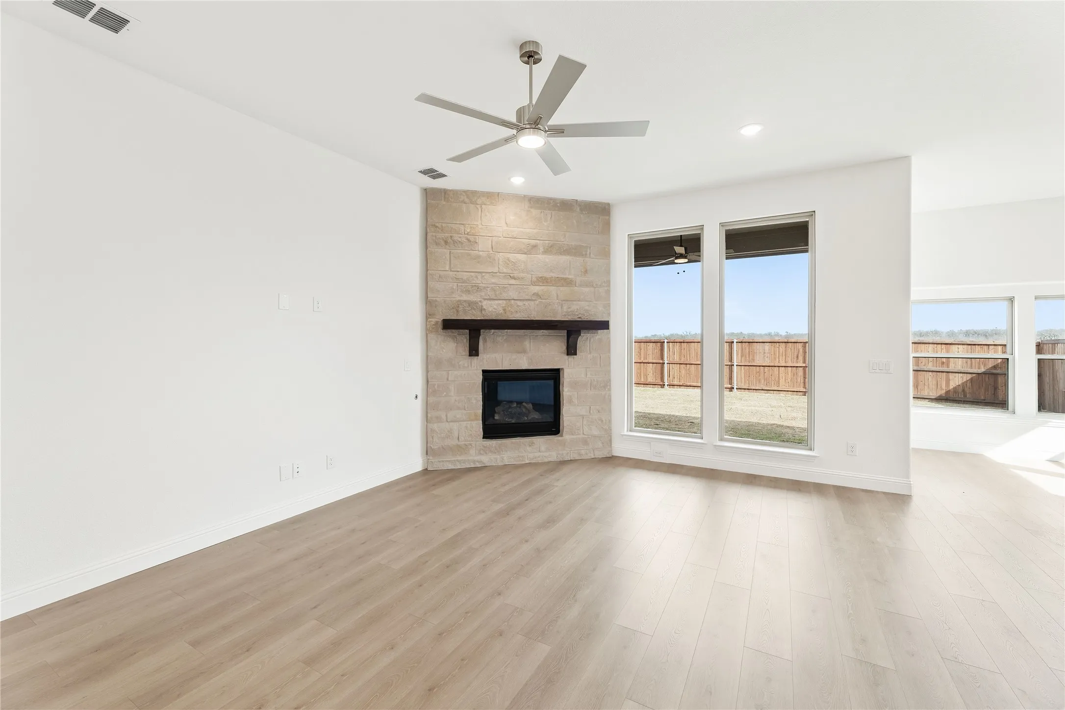 Single Family Residence For Sale in Rockwall County , 2248 Birkdale Boulevard, Royse City, Texas 75189, 3 Bedroom, 3 Bathroom, 2 Garage spaces, 2,102 Sqft, built in 2025, New Construction - Complete, mls#21068883, Real Estate Agent in Royse City, Homes For Sale in Rockwall county, Homes For Sale in Royse City, Realtor in Royse City Texas, Real Estate Brokerage Independent Realty Texas, Luminita Cordes Realtor