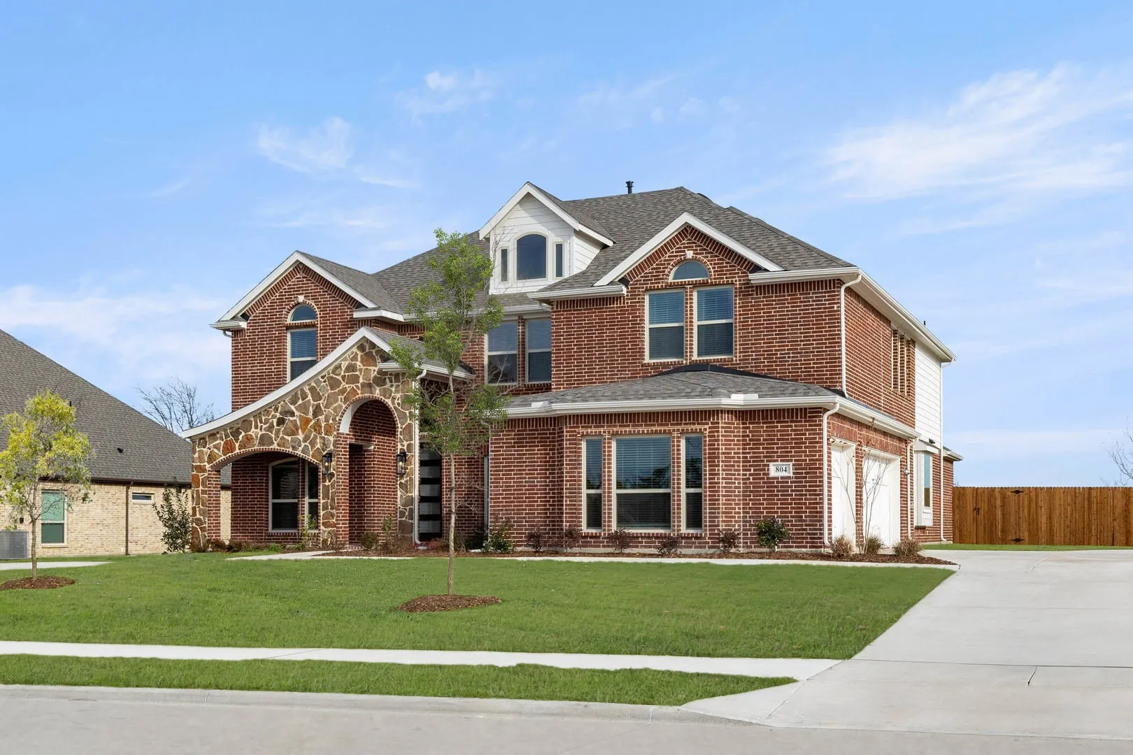 1_804 Hidden Lakes-Front-2