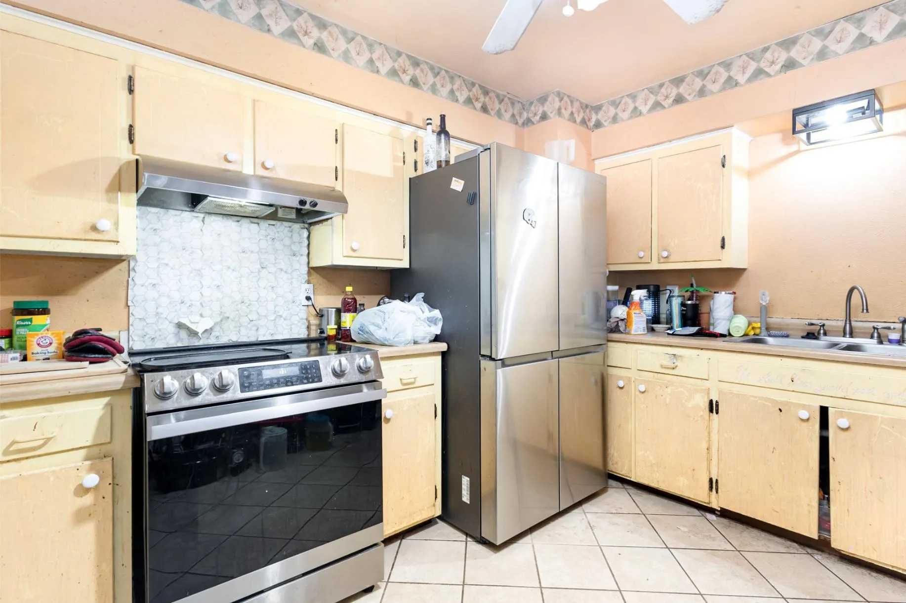 Single Family Residence For Sale in Hunt County , 6713 Wren Drive, Greenville, Texas 75402, 3 Bedroom, 2 Bathroom, Garage spaces, 1,664 Sqft, built in 1974, mls#21071892, Real Estate Agent in Greenville, Homes For Sale in Hunt county, Homes For Sale in Greenville, Realtor in Greenville Texas, Real Estate Brokerage Independent Realty Texas, Luminita Cordes Realtor