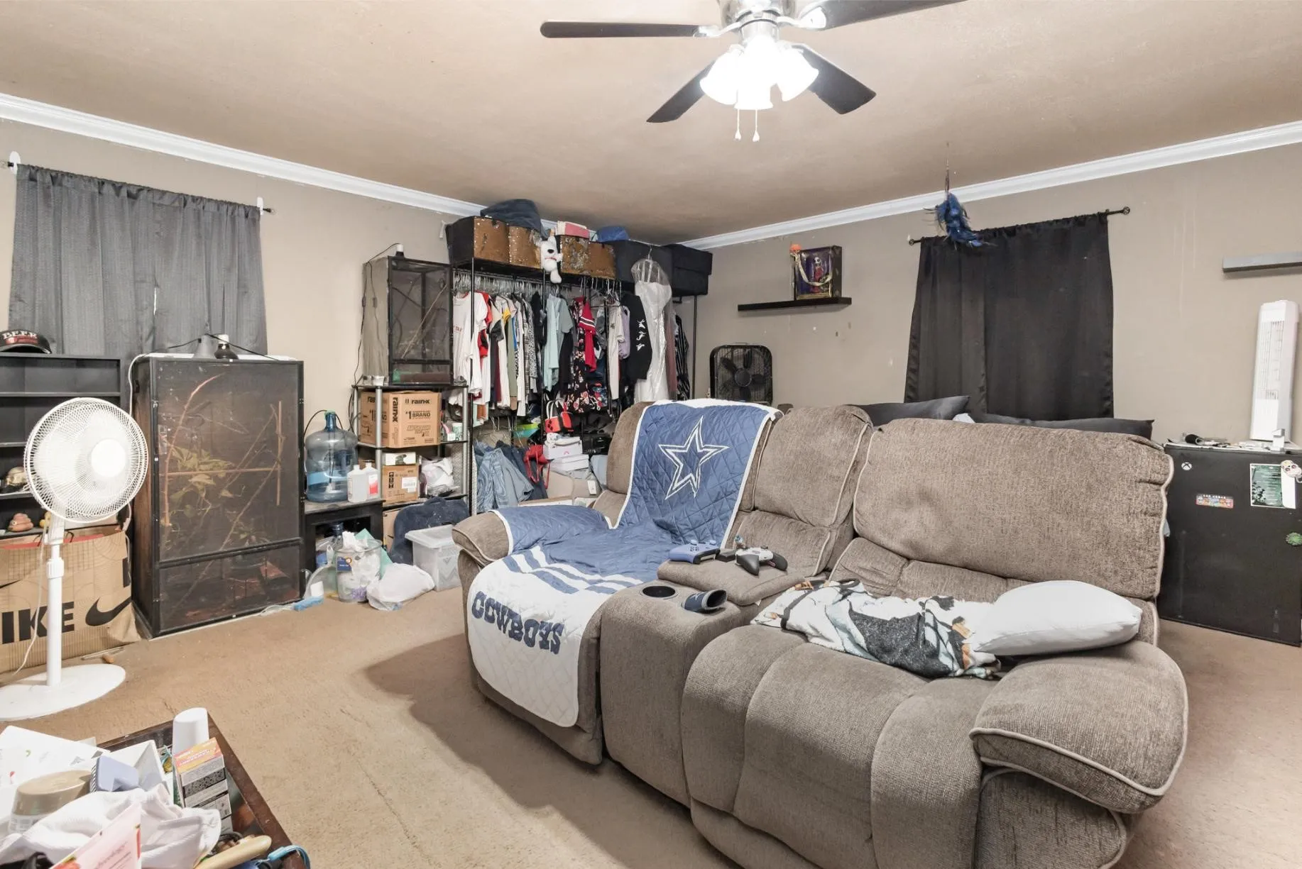 Single Family Residence For Sale in Hunt County , 6713 Wren Drive, Greenville, Texas 75402, 3 Bedroom, 2 Bathroom, Garage spaces, 1,664 Sqft, built in 1974, mls#21071892, Real Estate Agent in Greenville, Homes For Sale in Hunt county, Homes For Sale in Greenville, Realtor in Greenville Texas, Real Estate Brokerage Independent Realty Texas, Luminita Cordes Realtor
