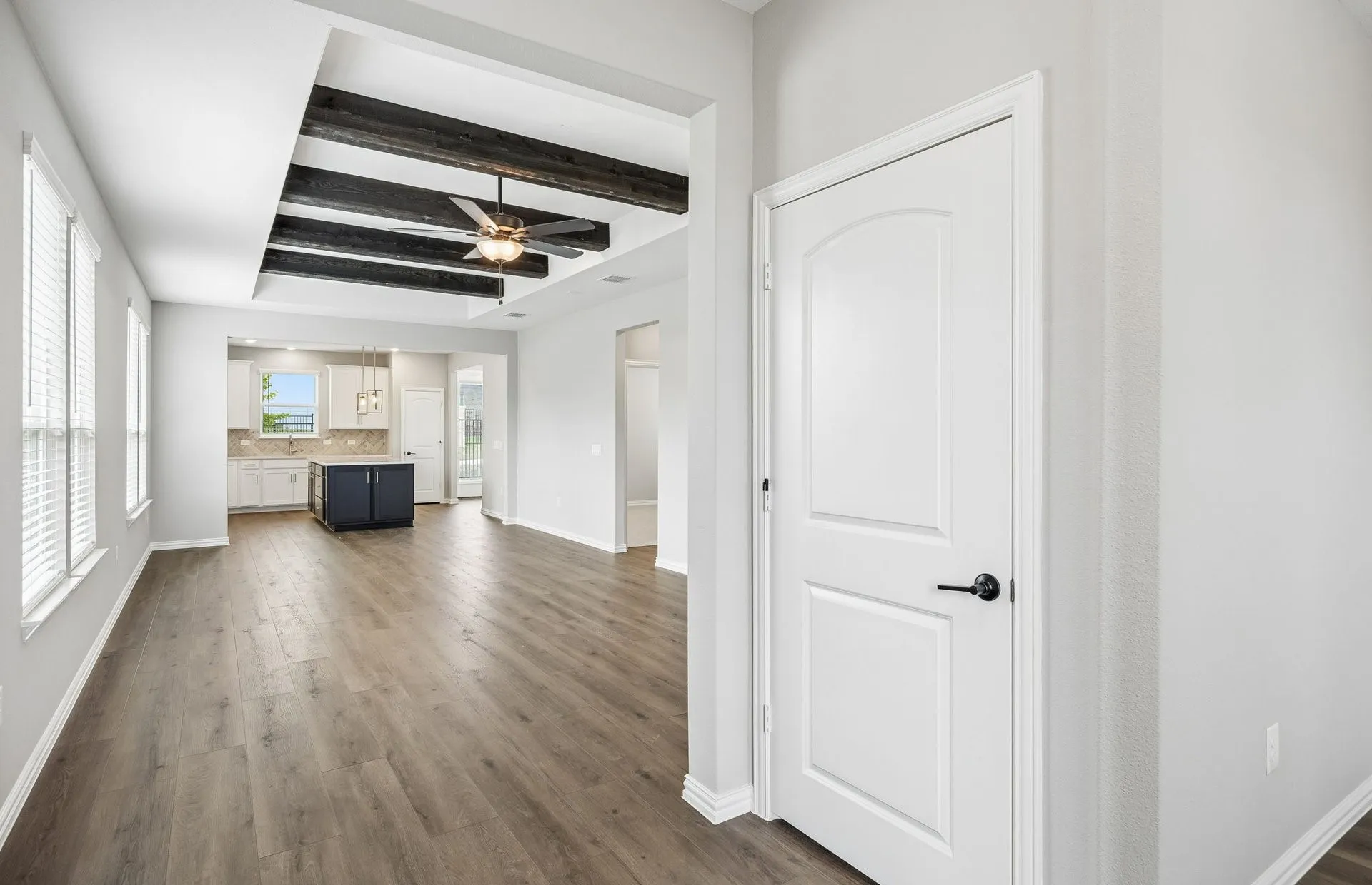 Beautiful entry way into home