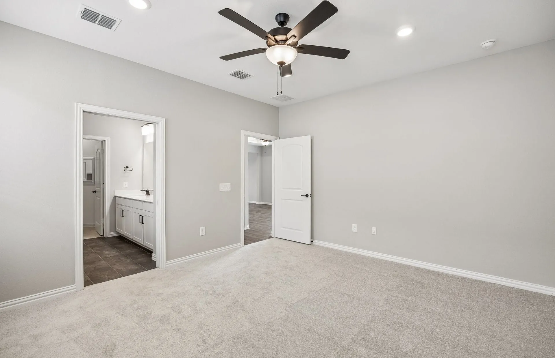 Spacious primary suite
