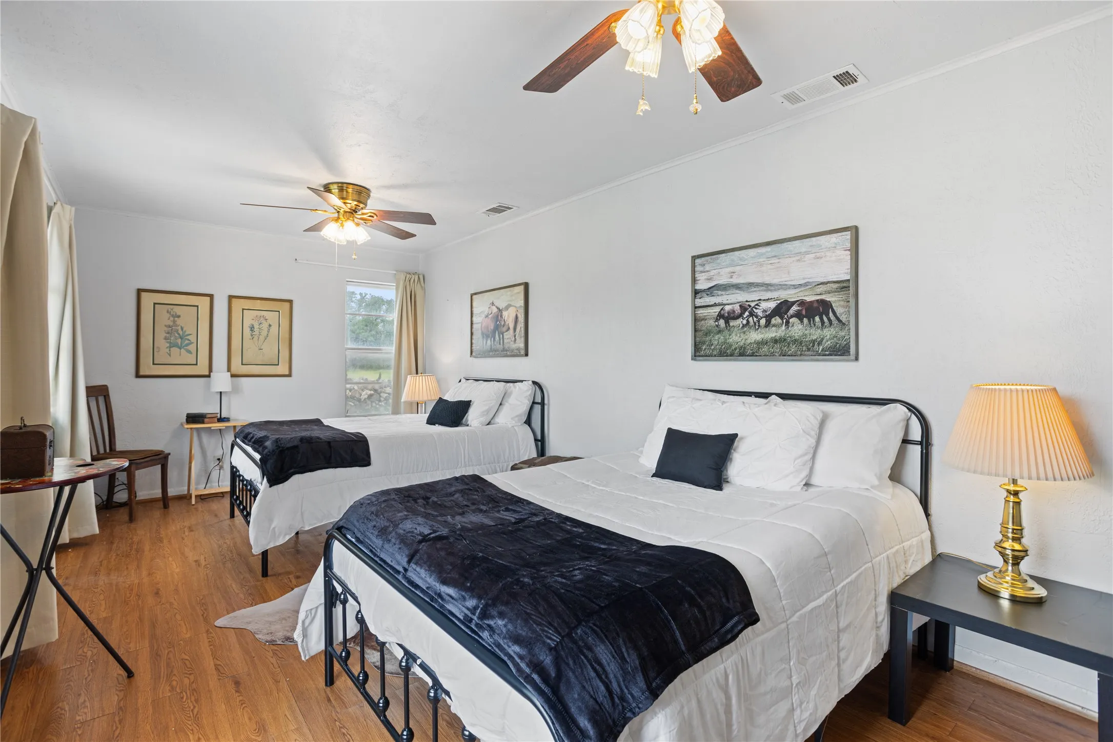 Farm For Sale in Bell County , 8520 Brewer Lane, Salado, Texas 76571, 2 Bedroom, 1 Bathroom, 1 Garage spaces, 1,380 Sqft, built in 1966, mls#21081913, Real Estate Agent in Salado, Homes For Sale in Bell county, Homes For Sale in Salado, Realtor in Salado Texas, Real Estate Brokerage Independent Realty Texas, Luminita Cordes Realtor