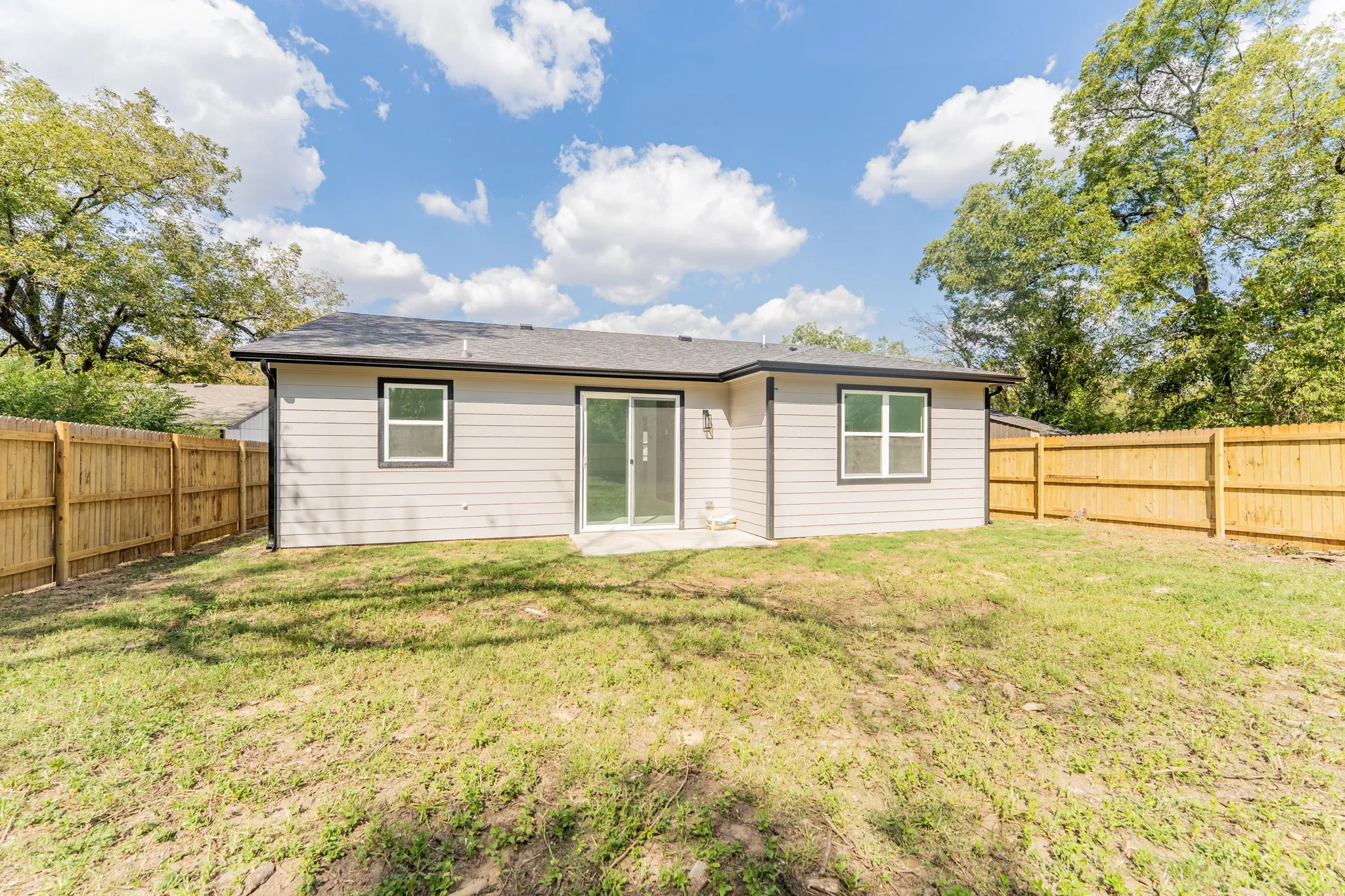 Single Family Residence For Sale in Hopkins County , 206 Ross Street W, Sulphur Springs, Texas 75482, 3 Bedroom, 2 Bathroom, 1 Garage spaces, 1,416 Sqft, built in 2025, New Construction - Complete, mls#21082124, Real Estate Agent in Sulphur Springs, Homes For Sale in Hopkins county, Homes For Sale in Sulphur Springs, Realtor in Sulphur Springs Texas, Real Estate Brokerage Independent Realty Texas, Luminita Cordes Realtor