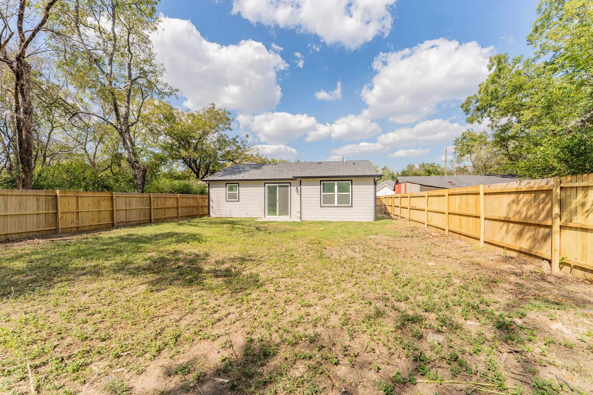 Single Family Residence For Sale in Hopkins County , 206 Ross Street W, Sulphur Springs, Texas 75482, 3 Bedroom, 2 Bathroom, 1 Garage spaces, 1,416 Sqft, built in 2025, New Construction - Complete, mls#21082124, Real Estate Agent in Sulphur Springs, Homes For Sale in Hopkins county, Homes For Sale in Sulphur Springs, Realtor in Sulphur Springs Texas, Real Estate Brokerage Independent Realty Texas, Luminita Cordes Realtor