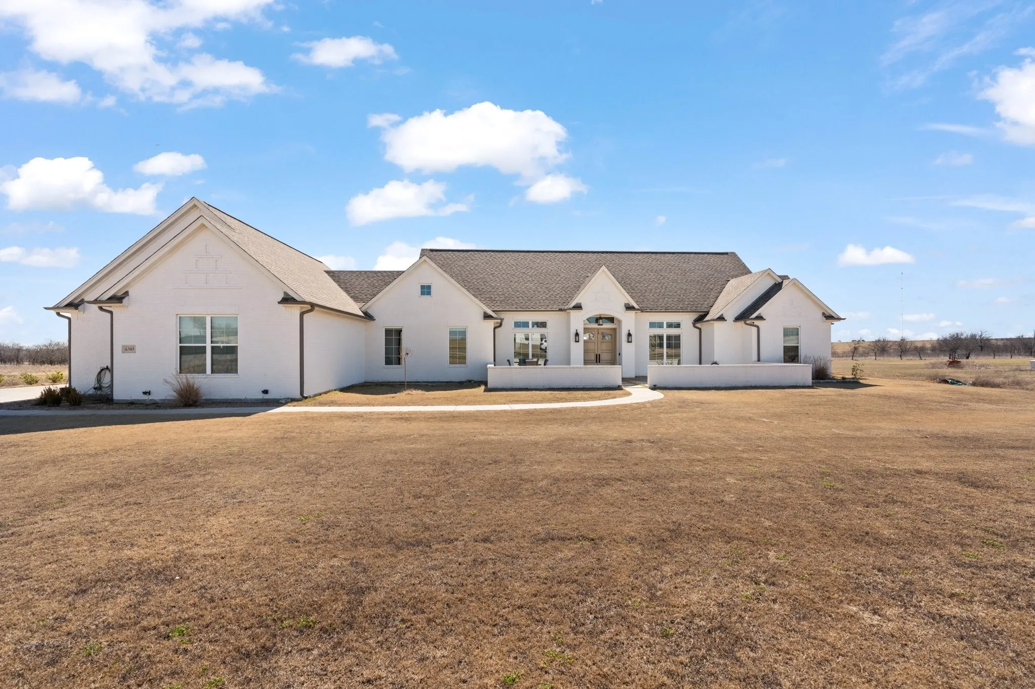 Single Family Residence For Sale in Johnson County , 6305 Sage Creek Drive, Godley, Texas 76044, 4 Bedroom, 4 Bathroom, 3 Garage spaces, 3,256 Sqft, built in 2020, Preowned, mls#21080559, Real Estate Agent in Godley, Homes For Sale in Johnson county, Homes For Sale in Godley, Realtor in Godley Texas, Real Estate Brokerage Independent Realty Texas, Luminita Cordes Realtor