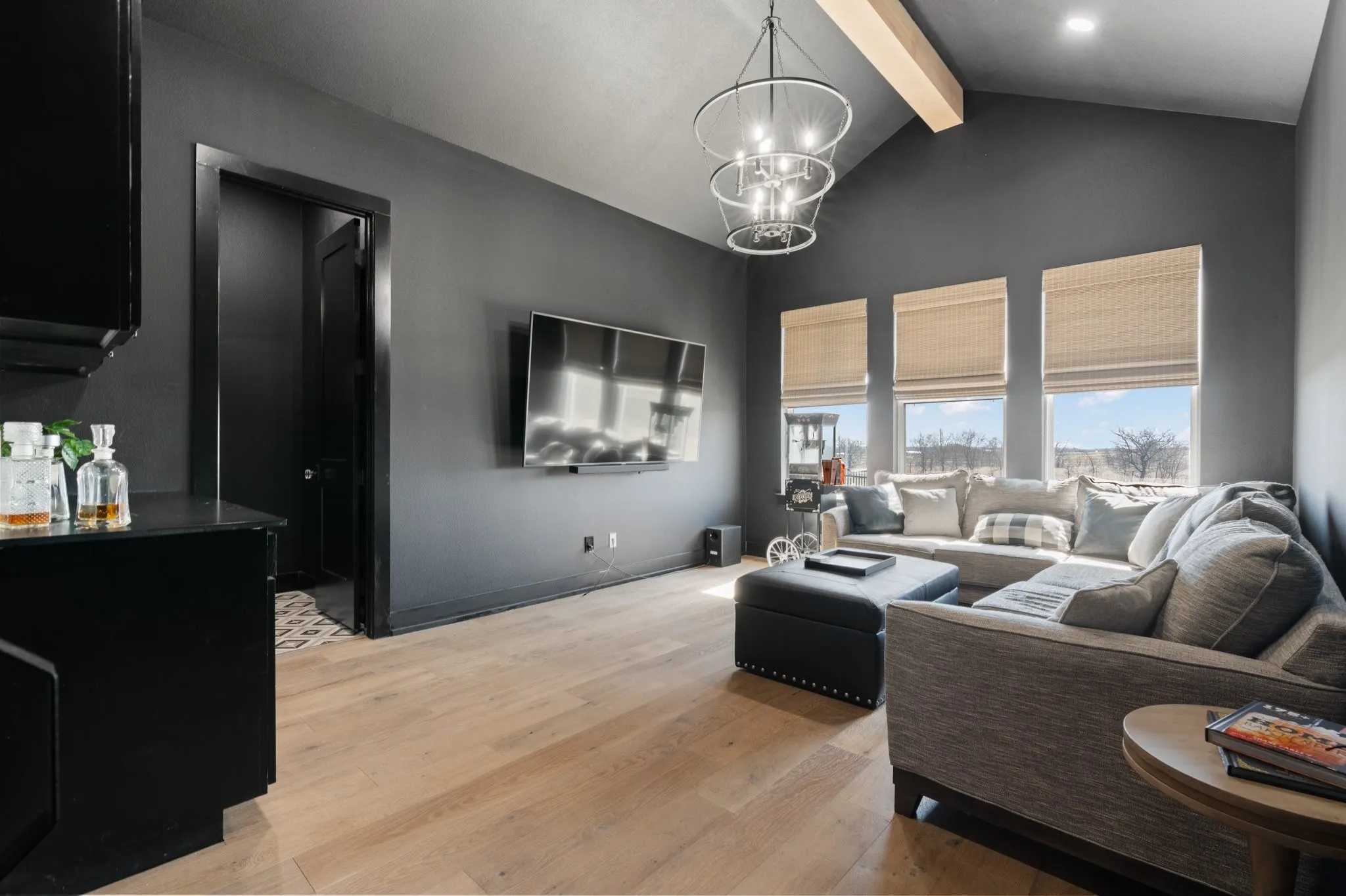 Elegant Entertainment Retreat – Gameroom with Dry Bar & Ensuite Half Bath