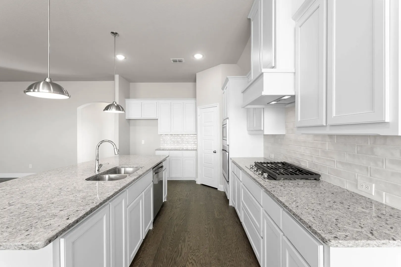 7809 Barley Field-Kitchen-2