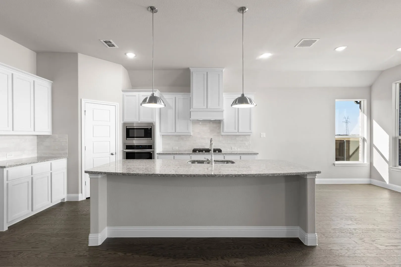 7809 Barley Field-Kitchen-4