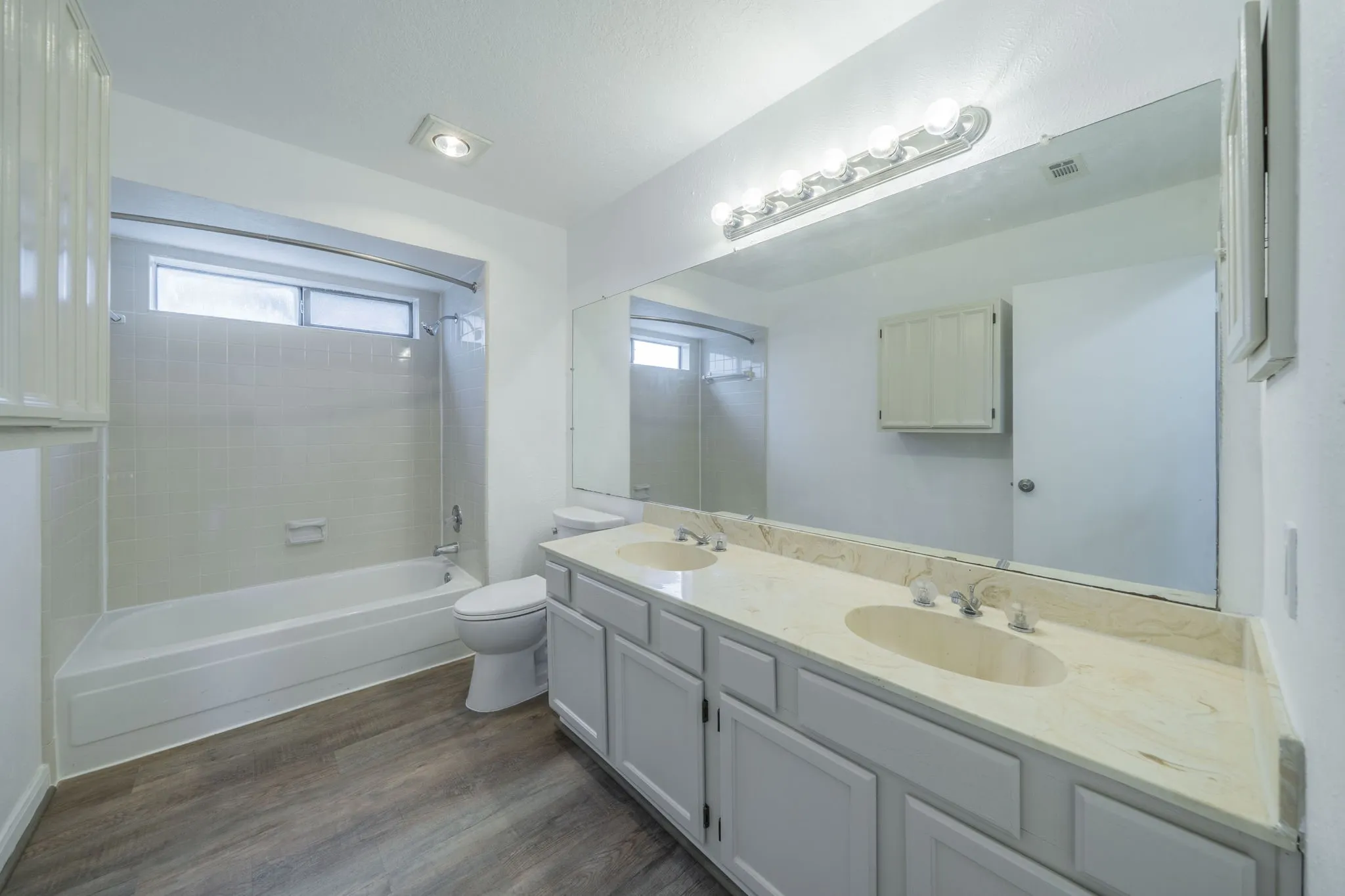 The hall bathroom upstairs. Convenient to the three secondary bedrooms.