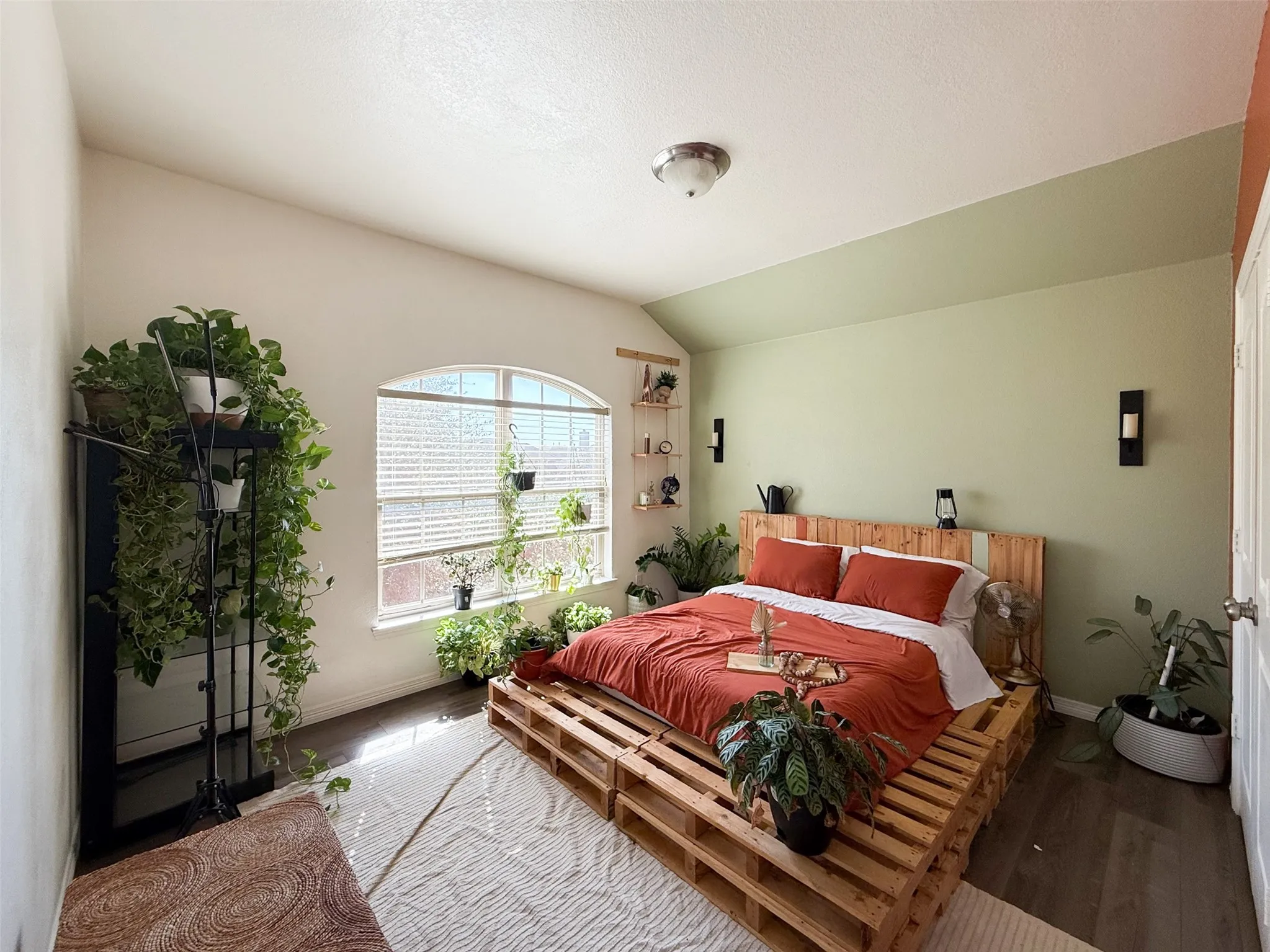 Single Family Residence For Sale in Denton County , 1817 Shoebill Drive, Little Elm, Texas 75068, 4 Bedroom, 3 Bathroom, 2 Garage spaces, 2,663 Sqft, built in 2009, Preowned, mls#21082228, Real Estate Agent in Little Elm, Homes For Sale in Denton county, Homes For Sale in Little Elm, Realtor in Little Elm Texas, Real Estate Brokerage Independent Realty Texas, Luminita Cordes Realtor