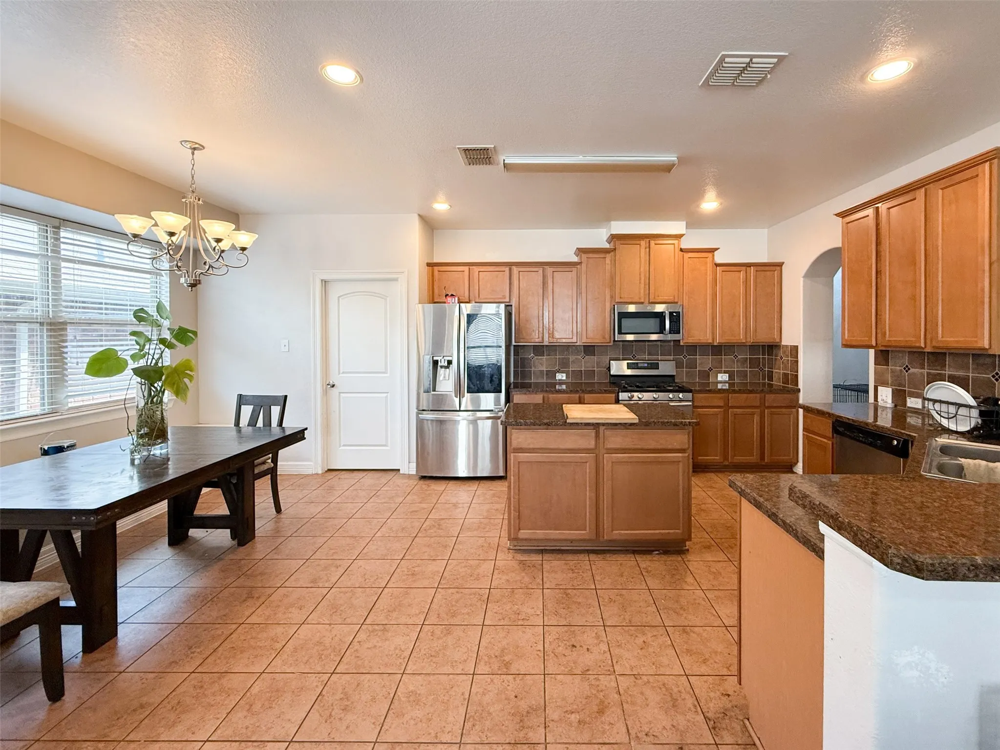 Single Family Residence For Sale in Denton County , 1817 Shoebill Drive, Little Elm, Texas 75068, 4 Bedroom, 3 Bathroom, 2 Garage spaces, 2,663 Sqft, built in 2009, Preowned, mls#21082228, Real Estate Agent in Little Elm, Homes For Sale in Denton county, Homes For Sale in Little Elm, Realtor in Little Elm Texas, Real Estate Brokerage Independent Realty Texas, Luminita Cordes Realtor