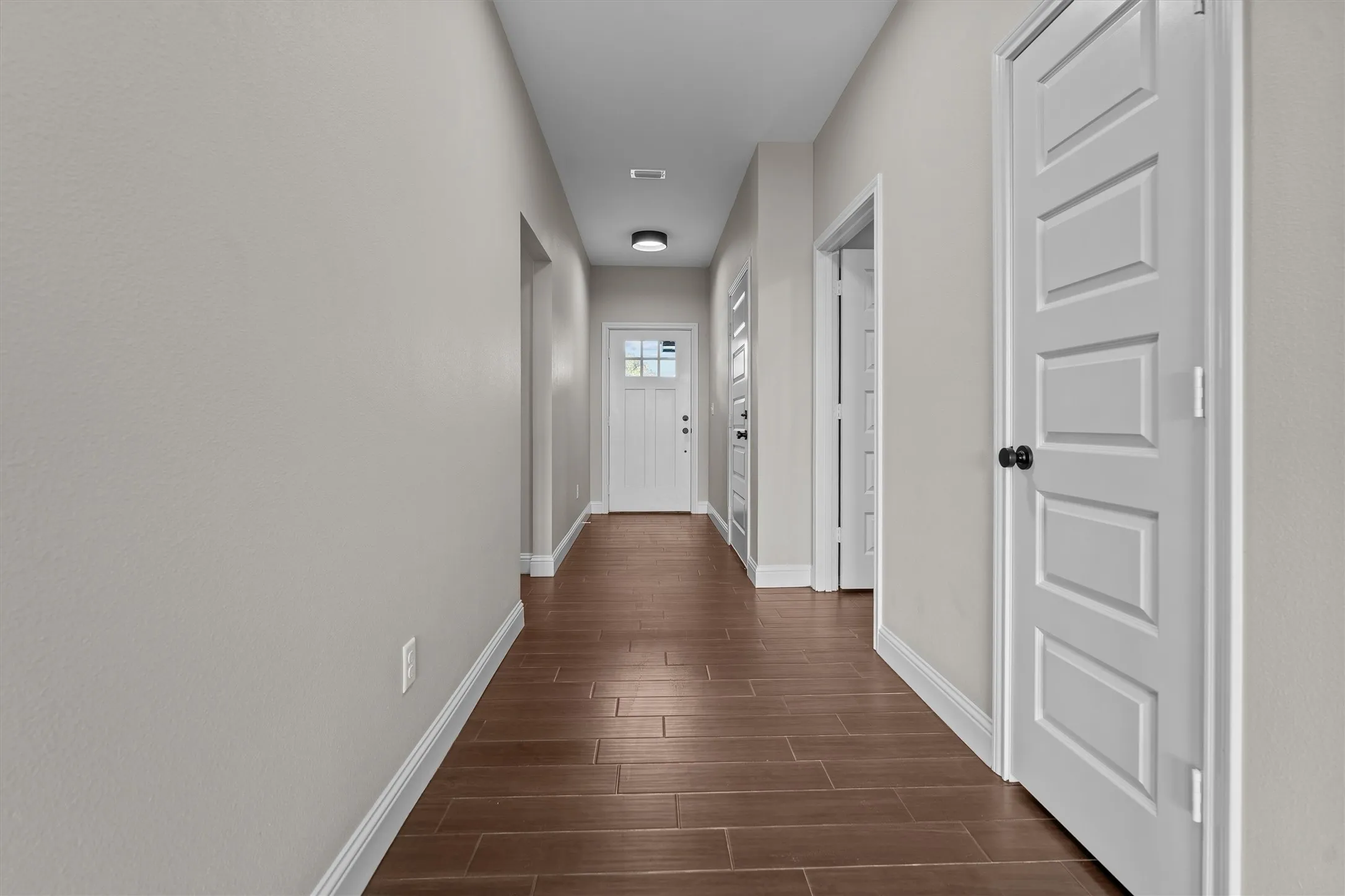 Single Family Residence For Sale in Smith County , 16517 Crossing Circle, Lindale, Texas 75771, 4 Bedroom, 2 Bathroom, 2 Garage spaces, 1,865 Sqft, built in 2025, New Construction - Complete, mls#21083338, Real Estate Agent in Lindale, Homes For Sale in Smith county, Homes For Sale in Lindale, Realtor in Lindale Texas, Real Estate Brokerage Independent Realty Texas, Luminita Cordes Realtor