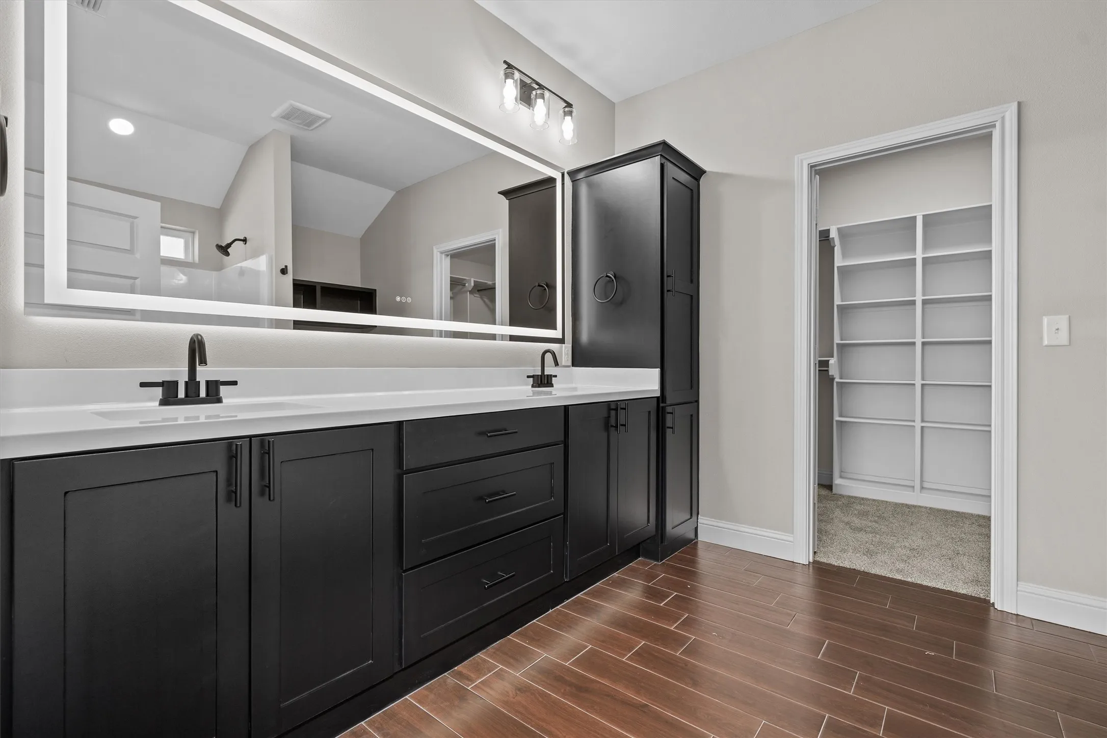 Single Family Residence For Sale in Smith County , 16517 Crossing Circle, Lindale, Texas 75771, 4 Bedroom, 2 Bathroom, 2 Garage spaces, 1,865 Sqft, built in 2025, New Construction - Complete, mls#21083338, Real Estate Agent in Lindale, Homes For Sale in Smith county, Homes For Sale in Lindale, Realtor in Lindale Texas, Real Estate Brokerage Independent Realty Texas, Luminita Cordes Realtor