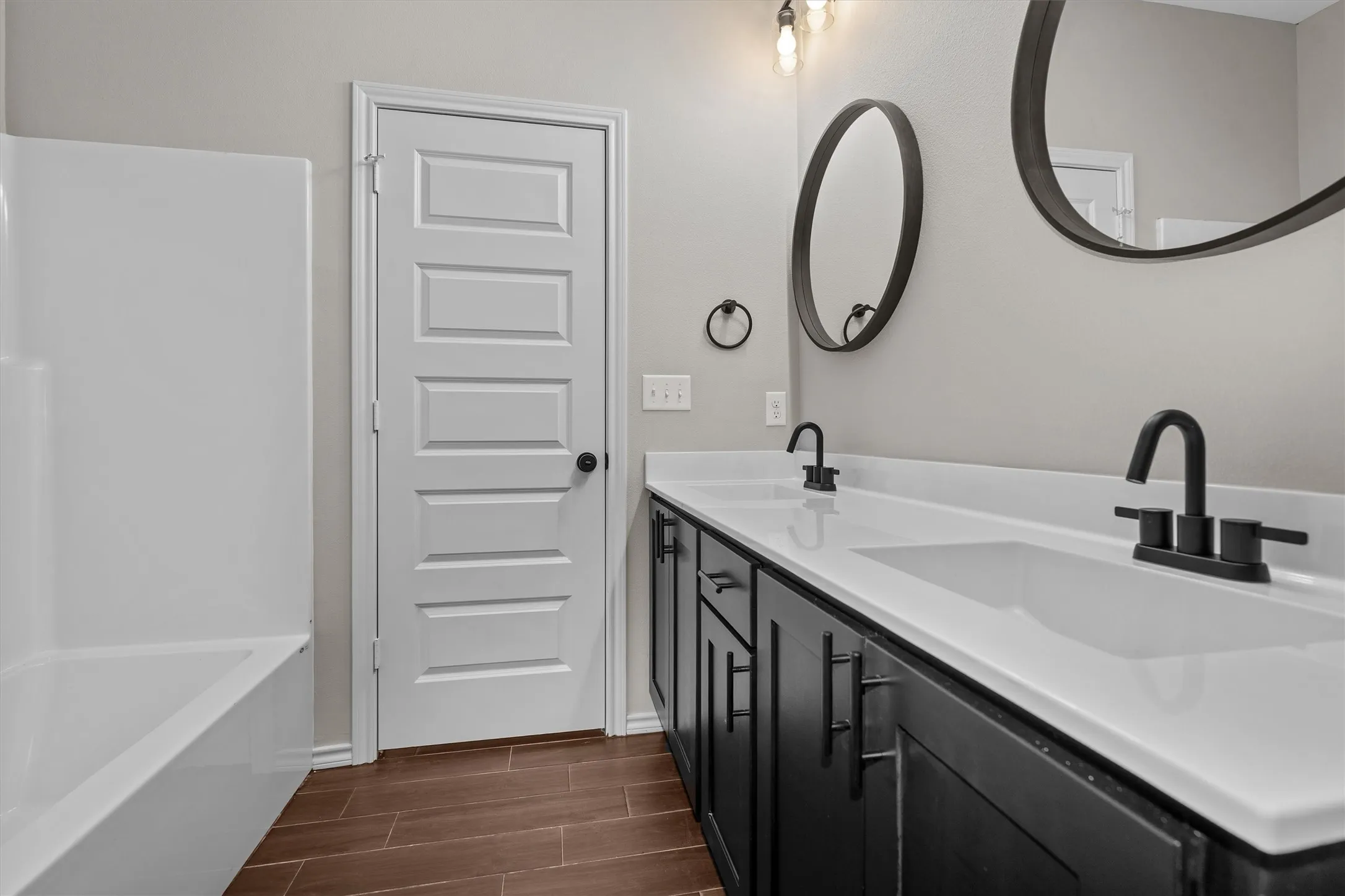 Single Family Residence For Sale in Smith County , 16517 Crossing Circle, Lindale, Texas 75771, 4 Bedroom, 2 Bathroom, 2 Garage spaces, 1,865 Sqft, built in 2025, New Construction - Complete, mls#21083338, Real Estate Agent in Lindale, Homes For Sale in Smith county, Homes For Sale in Lindale, Realtor in Lindale Texas, Real Estate Brokerage Independent Realty Texas, Luminita Cordes Realtor