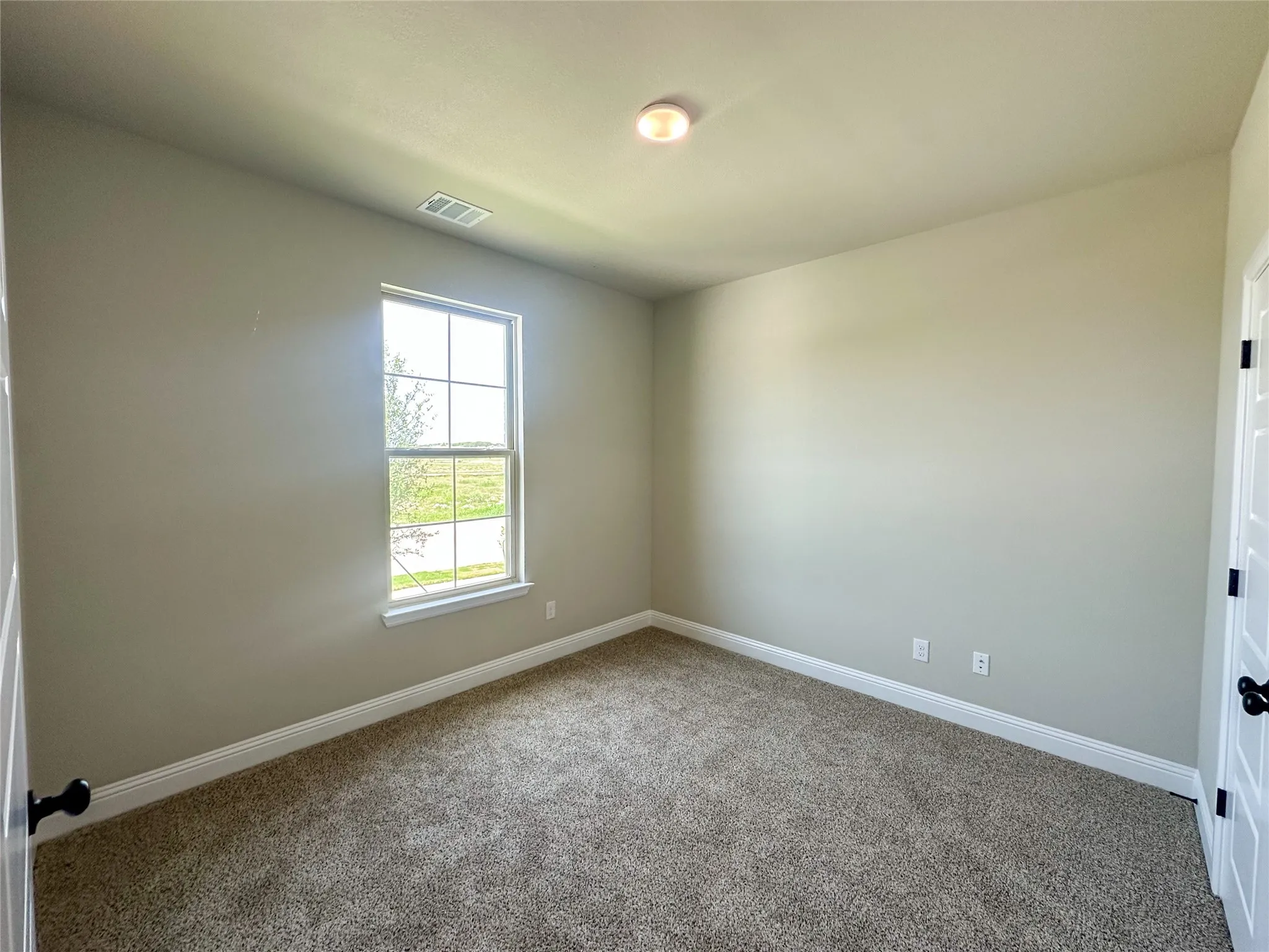 Single Family Residence For Sale in Johnson County , 709 Bass Lake Lane, Cleburne, Texas 76033, 3 Bedroom, 2 Bathroom, 3 Garage spaces, 1,773 Sqft, built in 2026, Price $359,500, mls#21083407, Real Estate Agent in Cleburne, Homes For Sale in Johnson county, Homes For Sale in Cleburne, Realtor in Cleburne Texas, Real Estate Brokerage Independent Realty Texas, Luminita Cordes Realtor