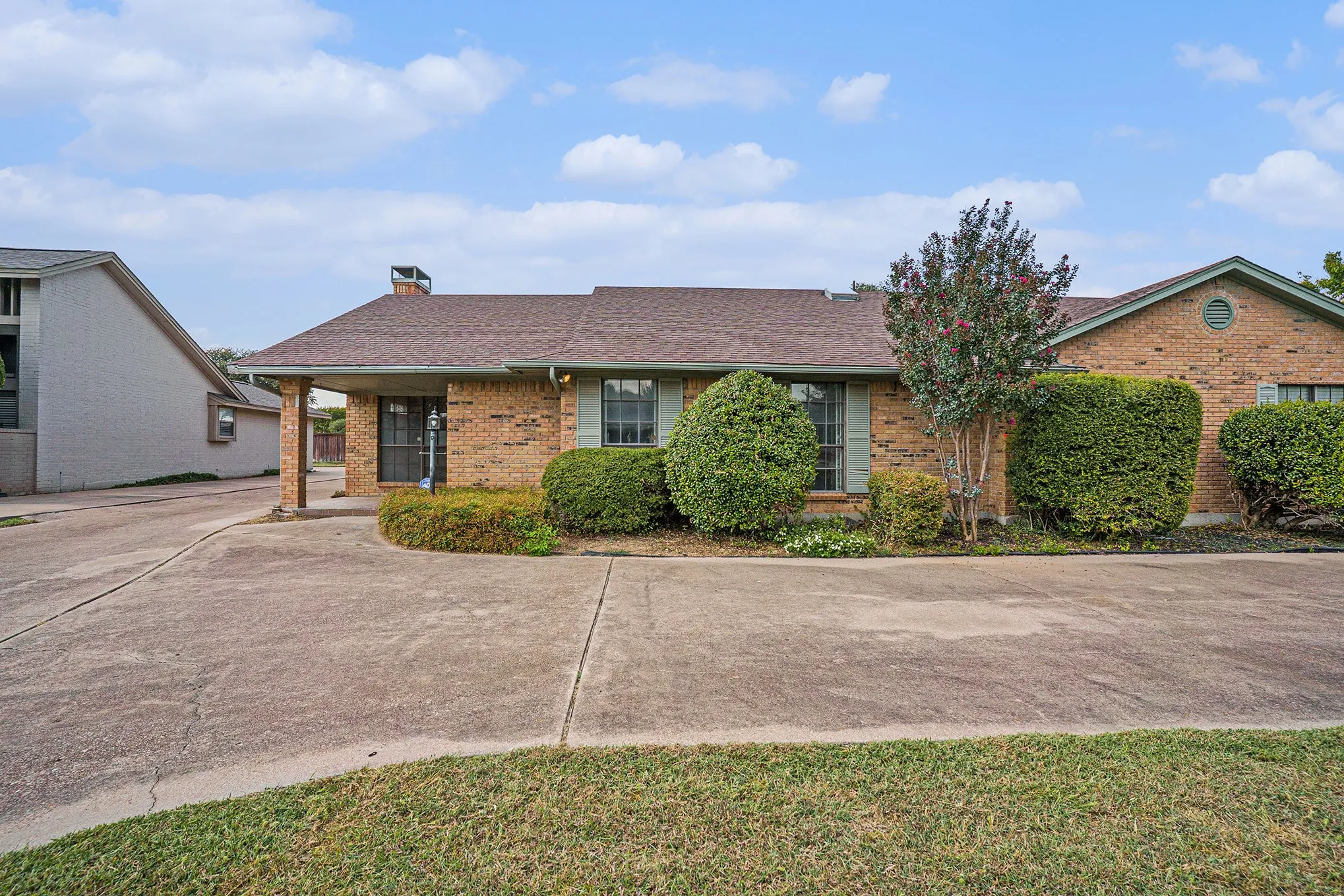 Mid-century duplex