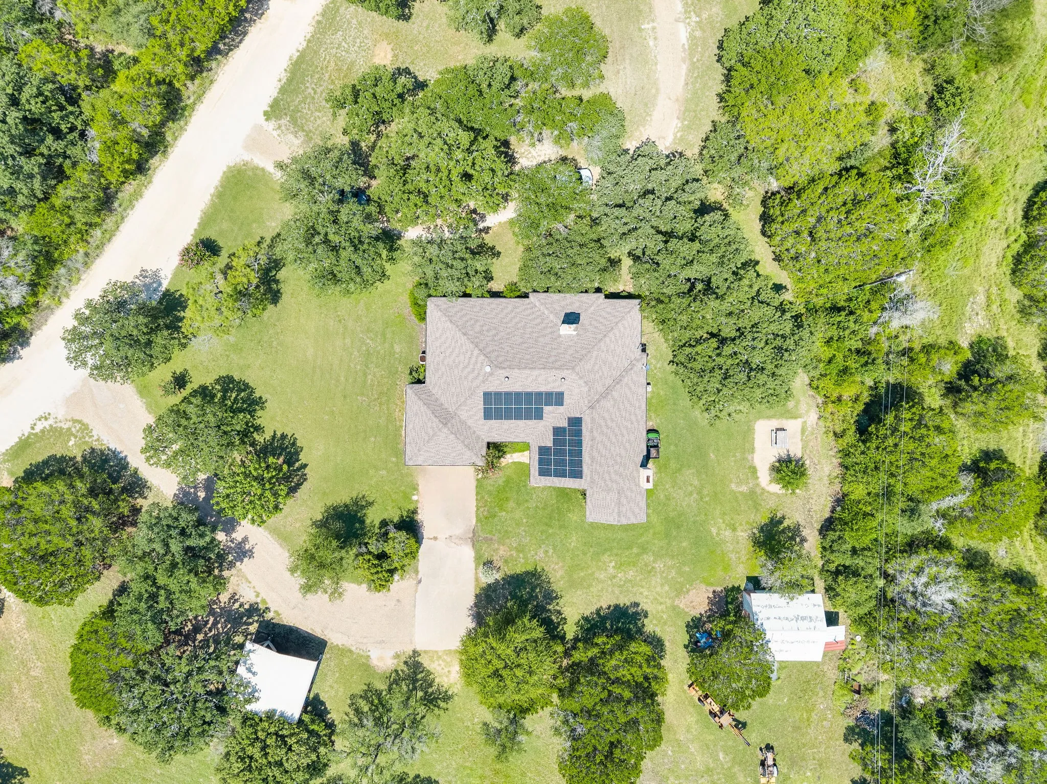 Single Family Residence For Sale in Hamilton County , 725 County Road 300, Hamilton, Texas 76531, 4 Bedroom, 4 Bathroom, Garage spaces, 3,346 Sqft, built in 1990, mls#21083742, Real Estate Agent in Hamilton, Homes For Sale in Hamilton county, Homes For Sale in Hamilton, Realtor in Hamilton Texas, Real Estate Brokerage Independent Realty Texas, Luminita Cordes Realtor