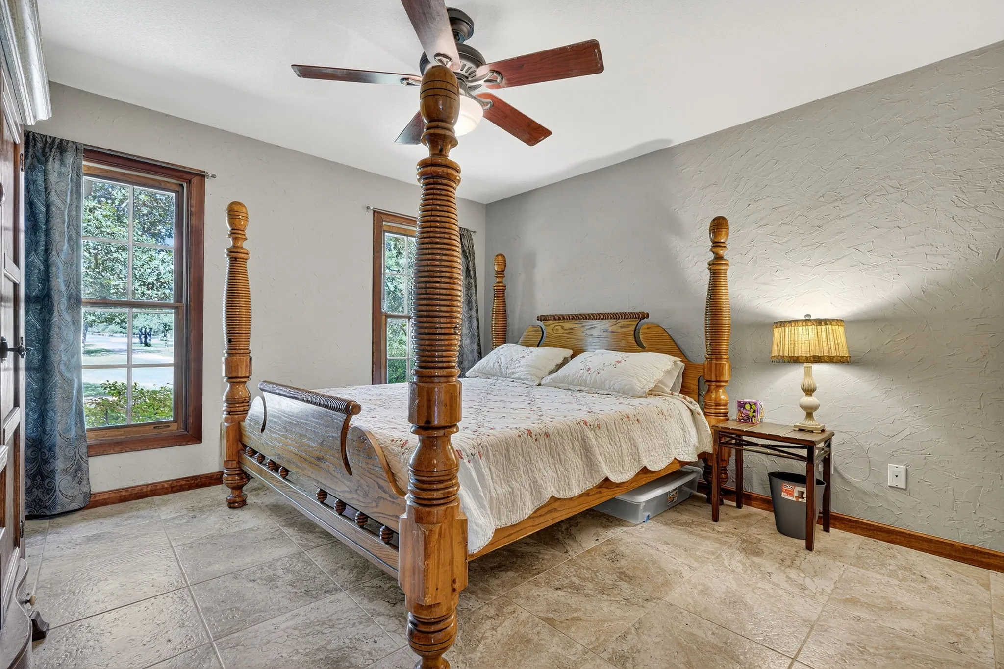 Single Family Residence For Sale in Hamilton County , 725 County Road 300, Hamilton, Texas 76531, 4 Bedroom, 4 Bathroom, Garage spaces, 3,346 Sqft, built in 1990, mls#21083742, Real Estate Agent in Hamilton, Homes For Sale in Hamilton county, Homes For Sale in Hamilton, Realtor in Hamilton Texas, Real Estate Brokerage Independent Realty Texas, Luminita Cordes Realtor
