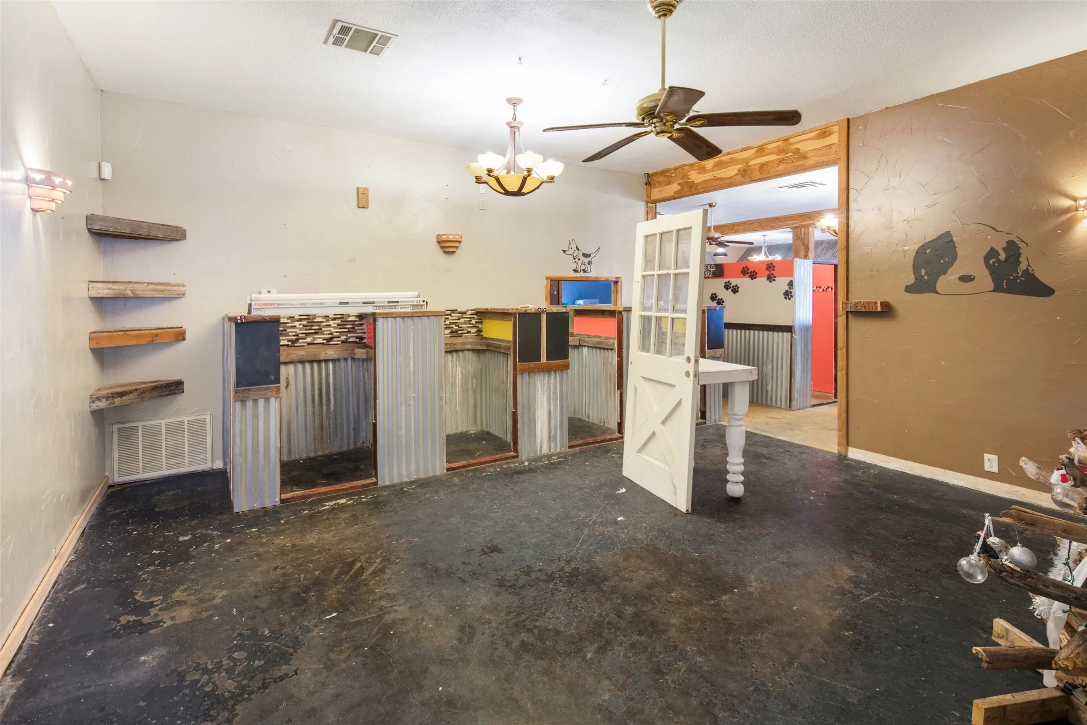 Retail For Sale in Collin County , 7504 Sam Rayburn Highway, Anna, Texas 75409, 0, 0, Garage spaces, 0 Sqft, built in 1995, Preowned, mls#21062509, Real Estate Agent in Anna, Homes For Sale in Collin county, Homes For Sale in Anna, Realtor in Anna Texas, Real Estate Brokerage Independent Realty Texas, Luminita Cordes Realtor