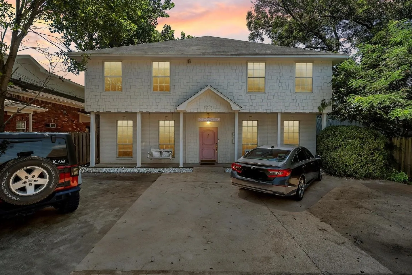Duplex For Sale in Mc Lennan County , 1915 S 7th Street, Waco, Texas 76706, 8 Bedroom, 6 Bathroom, Garage spaces, 0 Sqft, built in 2000, Preowned, Price $965,000, mls#21083095, Real Estate Agent in Waco, Homes For Sale in Mc Lennan county, Homes For Sale in Waco, Realtor in Waco Texas, Real Estate Brokerage Independent Realty Texas, Luminita Cordes Realtor