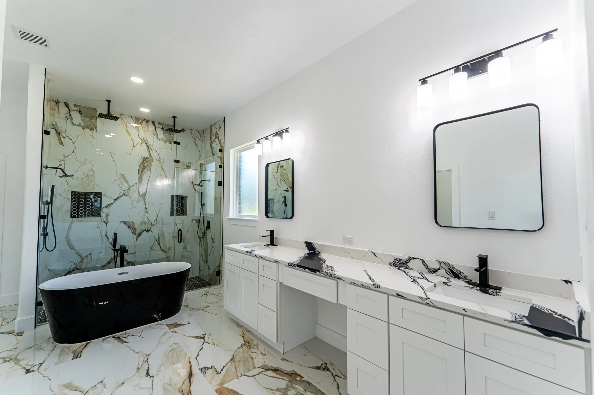 Single Family Residence For Sale in Hopkins County , 2147 Heath Street, Sulphur Springs, Texas 75482, 4 Bedroom, 4 Bathroom, 2 Garage spaces, 2,867 Sqft, built in 2025, New Construction - Complete, mls#21083723, Real Estate Agent in Sulphur Springs, Homes For Sale in Hopkins county, Homes For Sale in Sulphur Springs, Realtor in Sulphur Springs Texas, Real Estate Brokerage Independent Realty Texas, Luminita Cordes Realtor