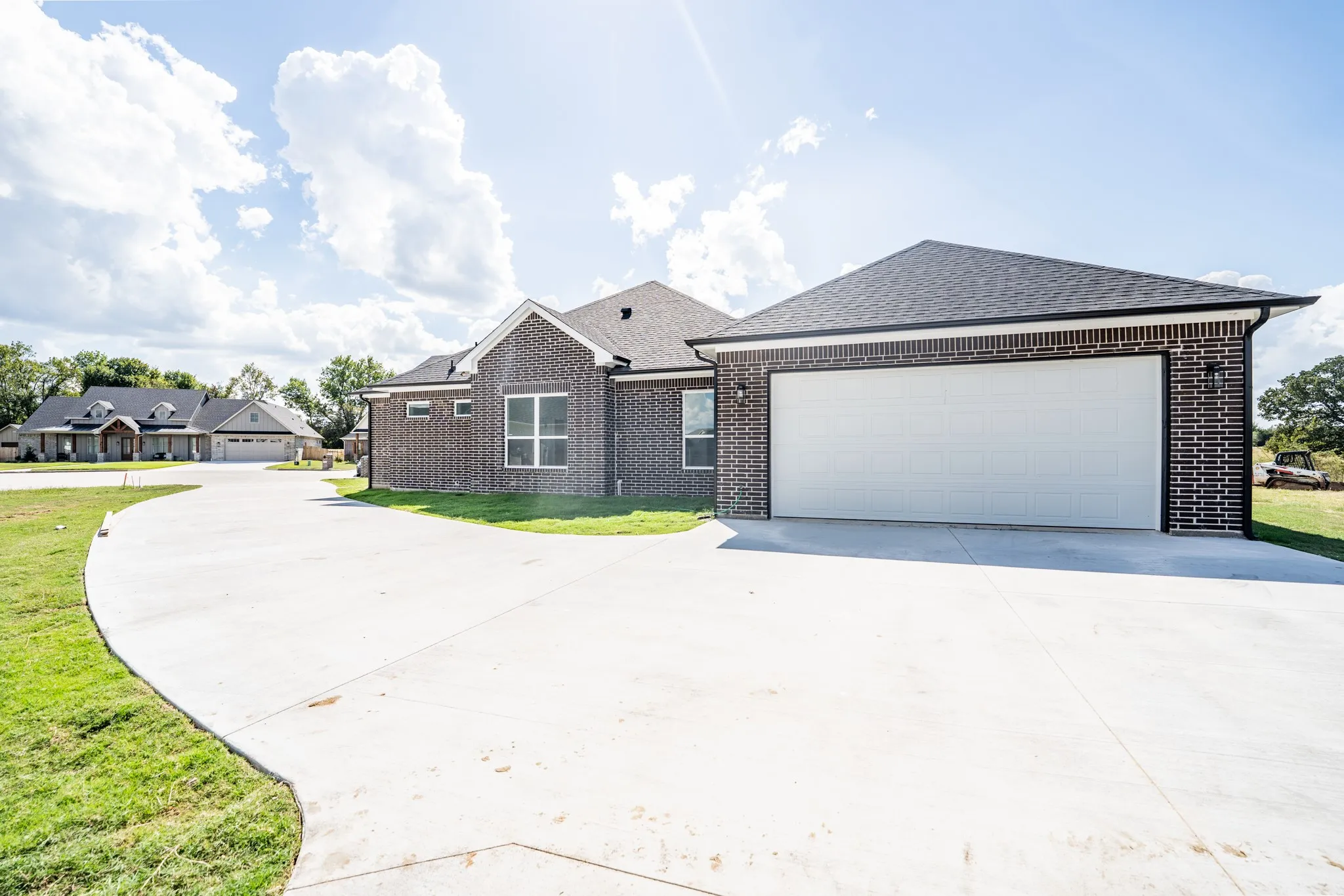 Single Family Residence For Sale in Hopkins County , 2147 Heath Street, Sulphur Springs, Texas 75482, 4 Bedroom, 4 Bathroom, 2 Garage spaces, 2,867 Sqft, built in 2025, New Construction - Complete, mls#21083723, Real Estate Agent in Sulphur Springs, Homes For Sale in Hopkins county, Homes For Sale in Sulphur Springs, Realtor in Sulphur Springs Texas, Real Estate Brokerage Independent Realty Texas, Luminita Cordes Realtor