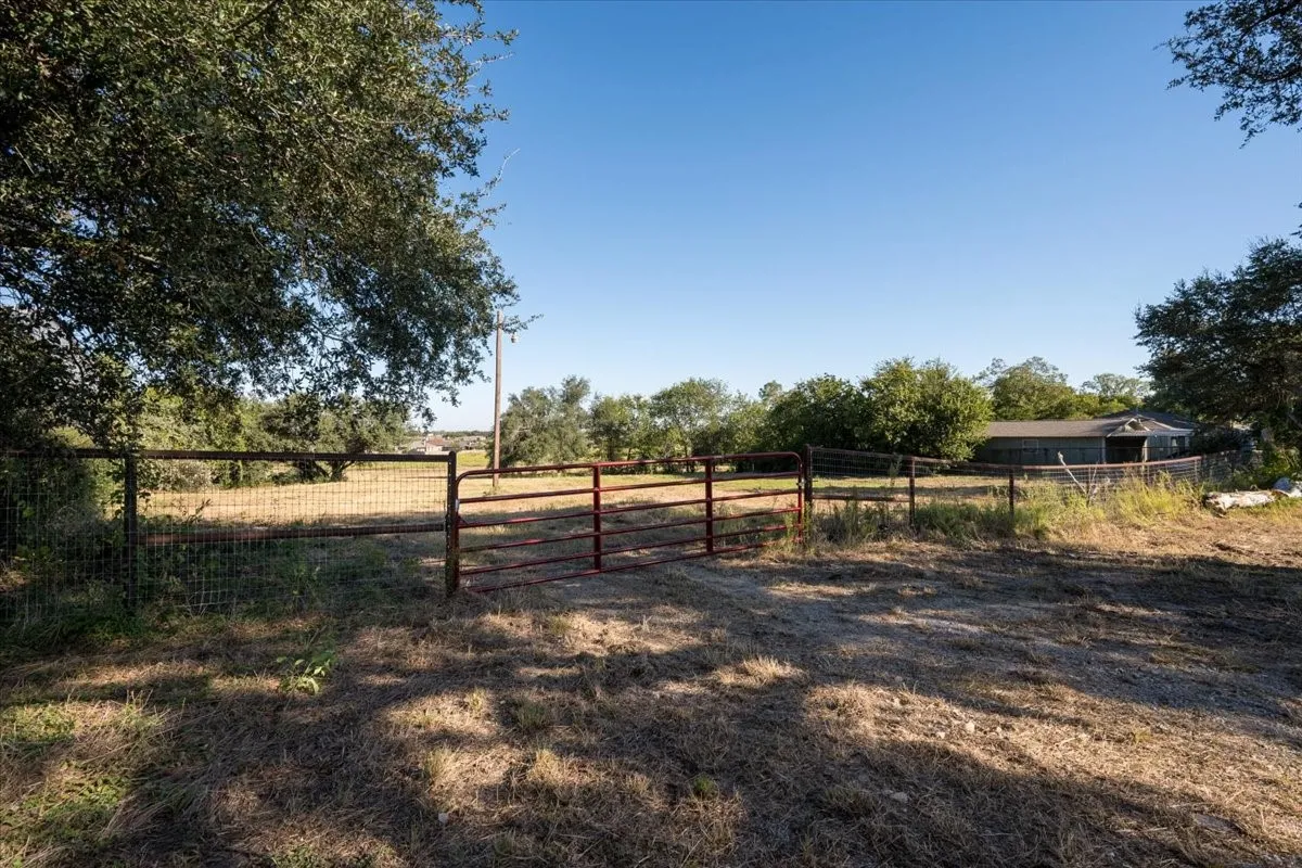 Unimproved Land For Sale in Erath County , 1401 E Washington Street, Stephenville, Texas 76401, 0, 0, Garage spaces, 0 Sqft, built in 0, mls#21079524, Real Estate Agent in Stephenville, Homes For Sale in Erath county, Homes For Sale in Stephenville, Realtor in Stephenville Texas, Real Estate Brokerage Independent Realty Texas, Luminita Cordes Realtor