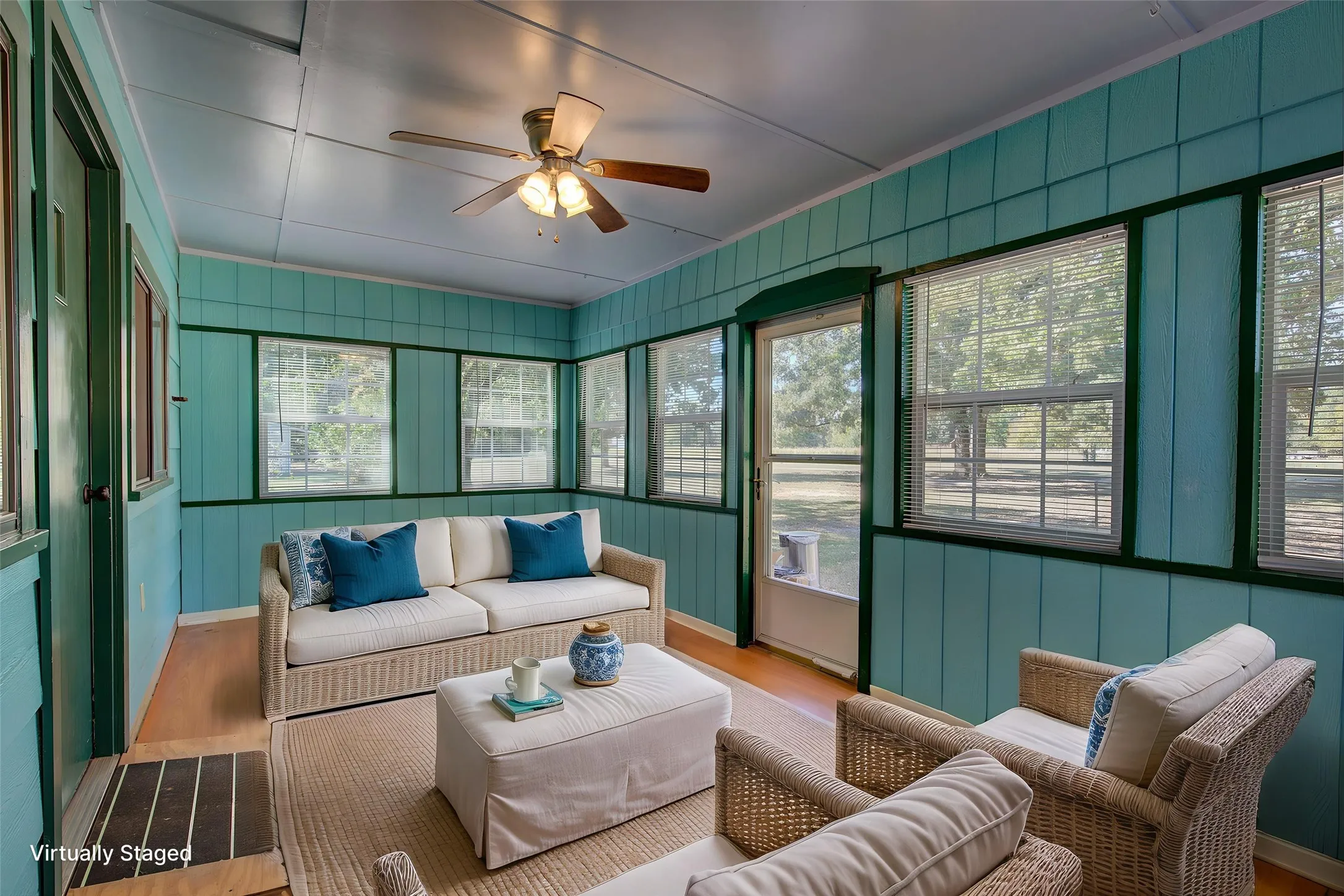 Sun room, virtually staged