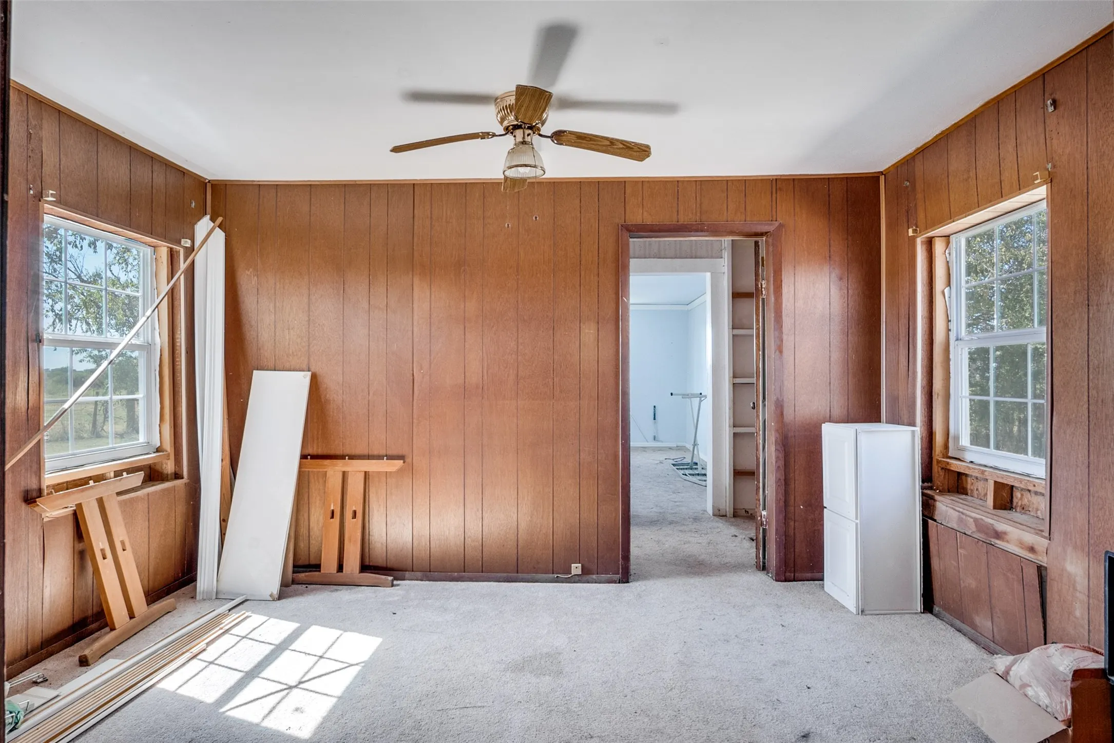 Farm For Sale in Johnson County , 7165 County Road 1232, Godley, Texas 76044, 3 Bedroom, 1 Bathroom, Garage spaces, 1,080 Sqft, built in 1950, Preowned, mls#21080424, Real Estate Agent in Godley, Homes For Sale in Johnson county, Homes For Sale in Godley, Realtor in Godley Texas, Real Estate Brokerage Independent Realty Texas, Luminita Cordes Realtor