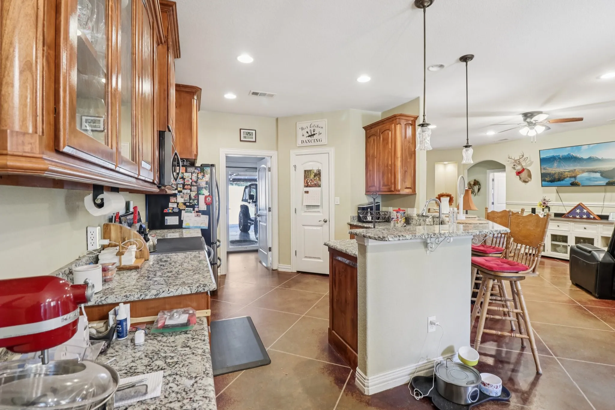 Full granite countertops