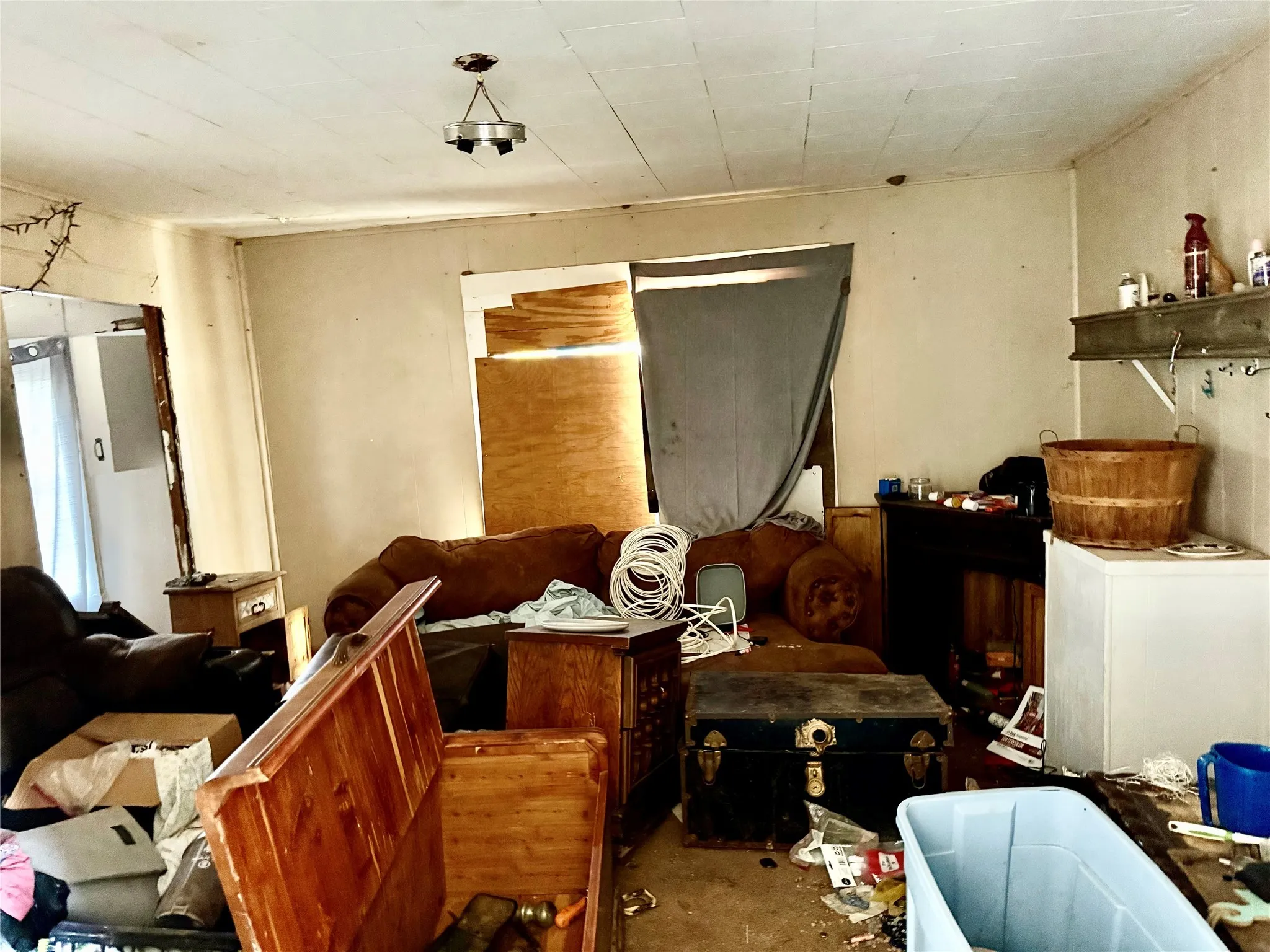 Single Family Residence For Sale in Parker County , 211 Cherry Street, Millsap, Texas 76066, 2 Bedroom, 1 Bathroom, Garage spaces, 1,072 Sqft, built in 0, Preowned, Price $60,000, mls#21084469, Real Estate Agent in Millsap, Homes For Sale in Parker county, Homes For Sale in Millsap, Realtor in Millsap Texas, Real Estate Brokerage Independent Realty Texas, Luminita Cordes Realtor