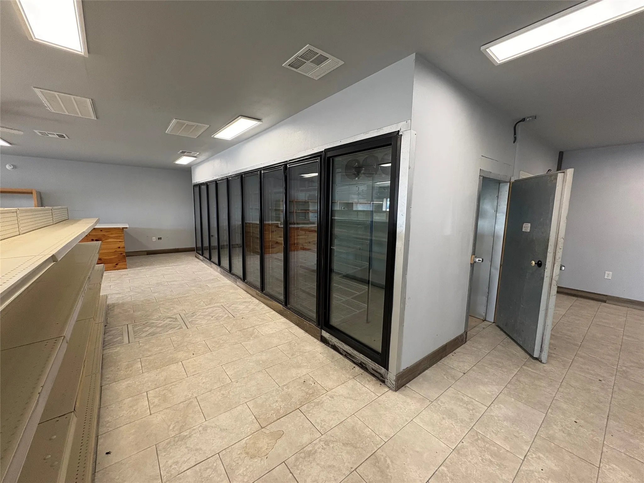 Retail For Rent in Grayson County , 902 Elliott Road, Southmayd, Texas 75092, 0, 0, Garage spaces, 0 Sqft, built in 2017, Preowned, mls#21085287, Real Estate Agent in Southmayd, Homes For Rent in Grayson county, Homes For Rent in Southmayd, Realtor in Southmayd Texas, Real Estate Brokerage Independent Realty Texas, Luminita Cordes Realtor