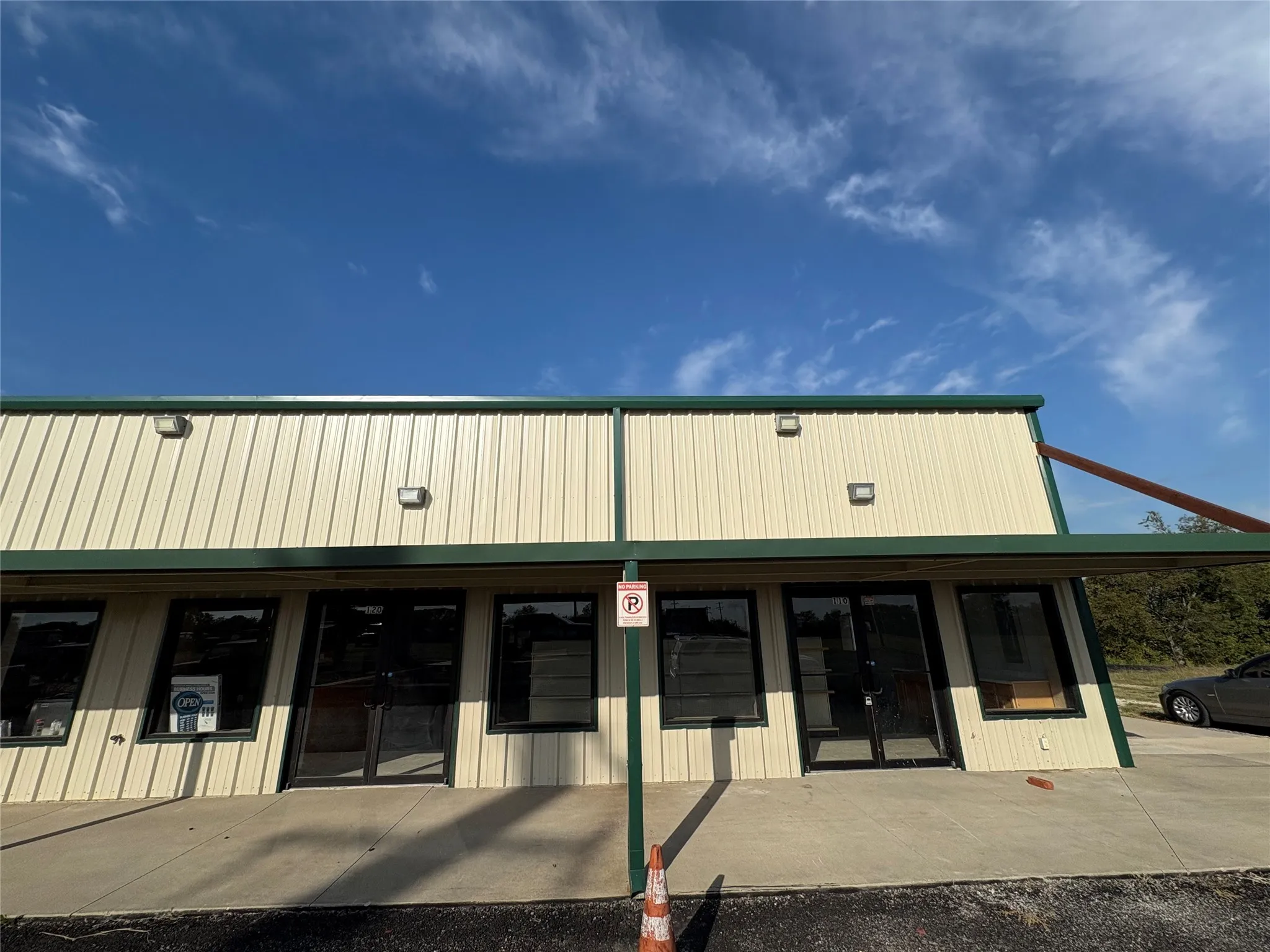 Retail For Rent in Grayson County , 902 Elliott Road, Southmayd, Texas 75092, 0, 0, Garage spaces, 0 Sqft, built in 2017, Preowned, mls#21085287, Real Estate Agent in Southmayd, Homes For Rent in Grayson county, Homes For Rent in Southmayd, Realtor in Southmayd Texas, Real Estate Brokerage Independent Realty Texas, Luminita Cordes Realtor