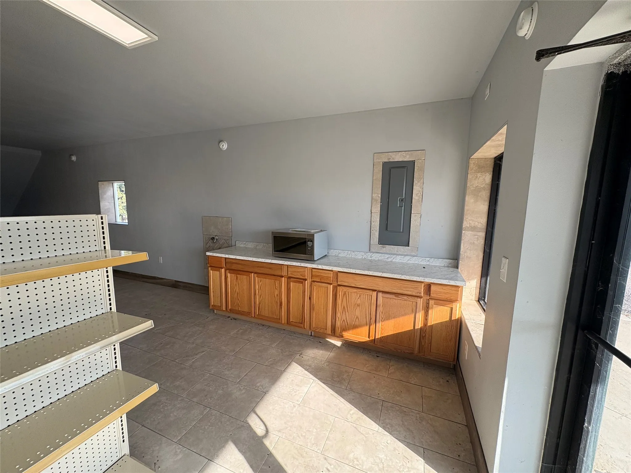 Retail For Rent in Grayson County , 902 Elliott Road, Southmayd, Texas 75092, 0, 0, Garage spaces, 0 Sqft, built in 2017, Preowned, mls#21085287, Real Estate Agent in Southmayd, Homes For Rent in Grayson county, Homes For Rent in Southmayd, Realtor in Southmayd Texas, Real Estate Brokerage Independent Realty Texas, Luminita Cordes Realtor