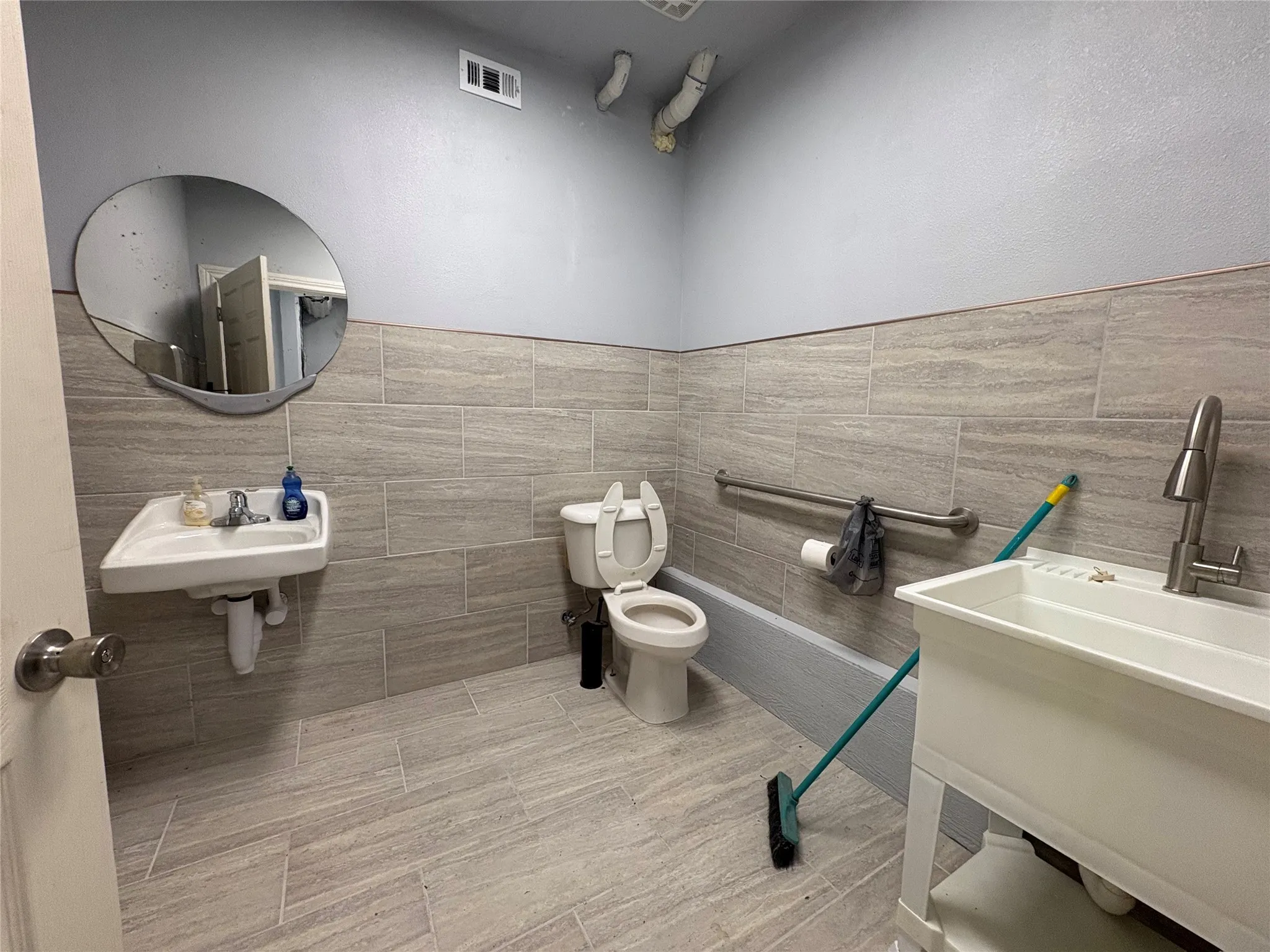 Retail For Rent in Grayson County , 902 Elliott Road, Southmayd, Texas 75092, 0, 0, Garage spaces, 0 Sqft, built in 2017, Preowned, mls#21085287, Real Estate Agent in Southmayd, Homes For Rent in Grayson county, Homes For Rent in Southmayd, Realtor in Southmayd Texas, Real Estate Brokerage Independent Realty Texas, Luminita Cordes Realtor