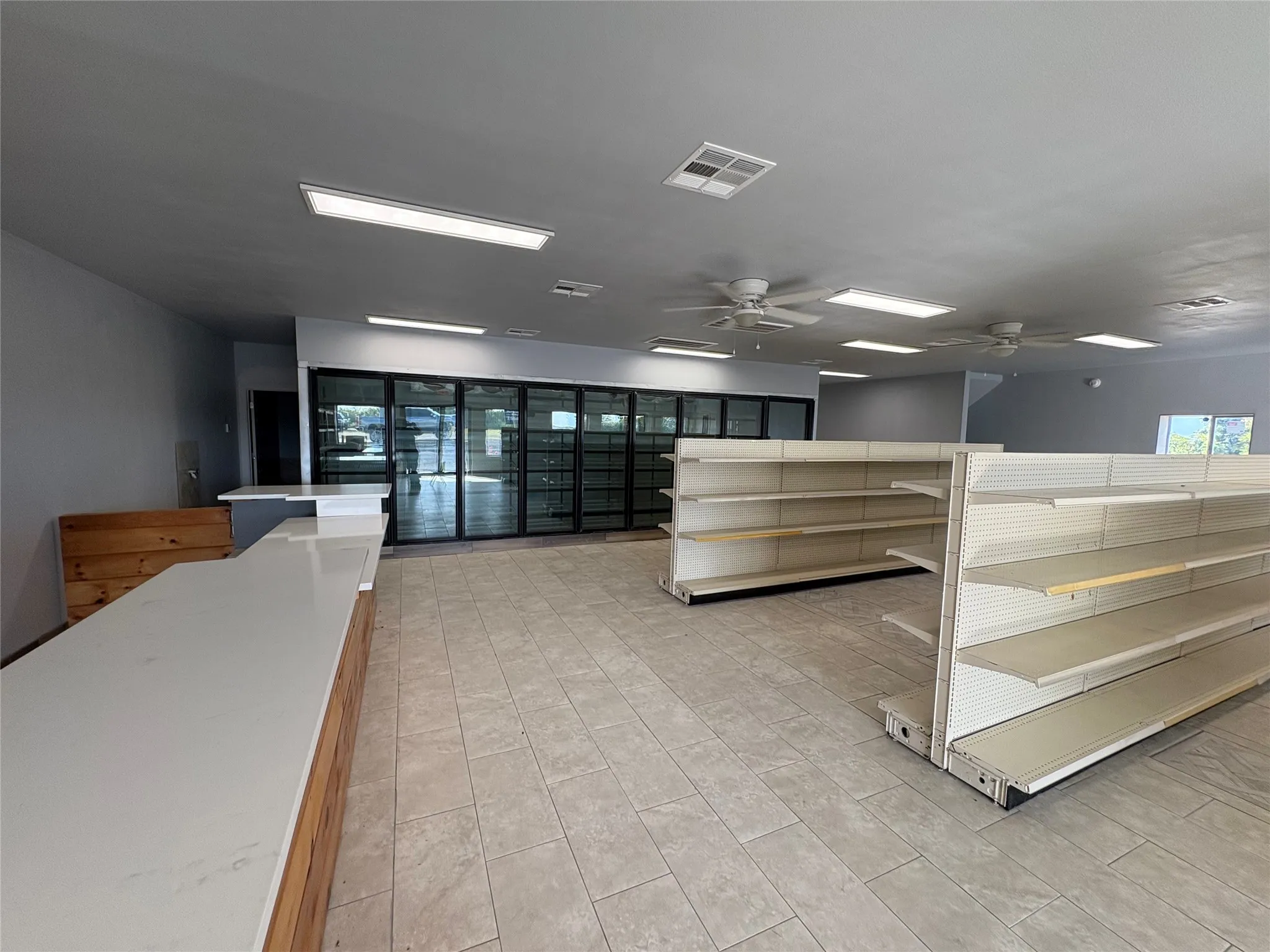 Retail For Rent in Grayson County , 902 Elliott Road, Southmayd, Texas 75092, 0, 0, Garage spaces, 0 Sqft, built in 2017, Preowned, mls#21085287, Real Estate Agent in Southmayd, Homes For Rent in Grayson county, Homes For Rent in Southmayd, Realtor in Southmayd Texas, Real Estate Brokerage Independent Realty Texas, Luminita Cordes Realtor