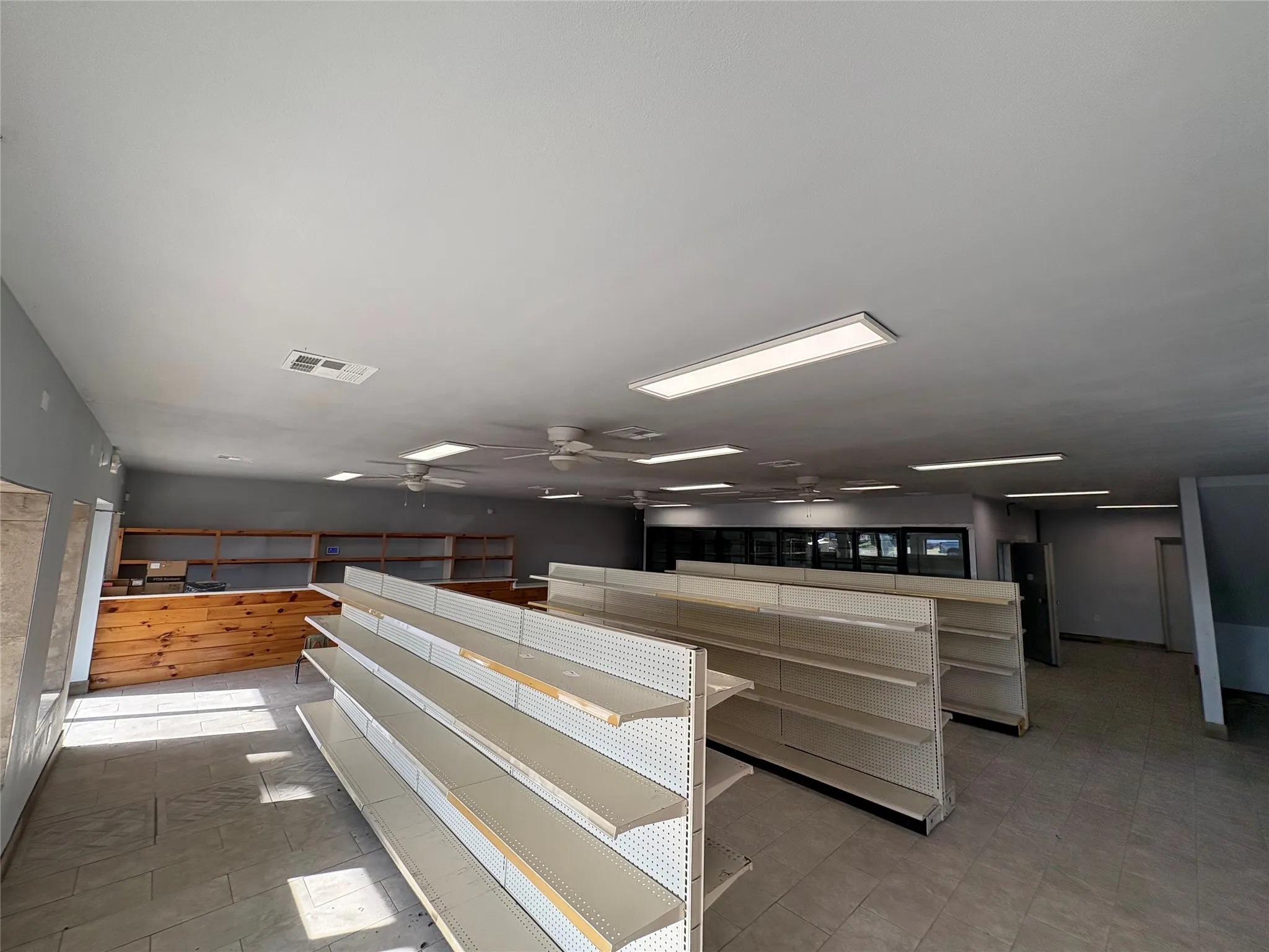 Retail For Rent in Grayson County , 902 Elliott Road, Southmayd, Texas 75092, 0, 0, Garage spaces, 0 Sqft, built in 2017, Preowned, mls#21085287, Real Estate Agent in Southmayd, Homes For Rent in Grayson county, Homes For Rent in Southmayd, Realtor in Southmayd Texas, Real Estate Brokerage Independent Realty Texas, Luminita Cordes Realtor