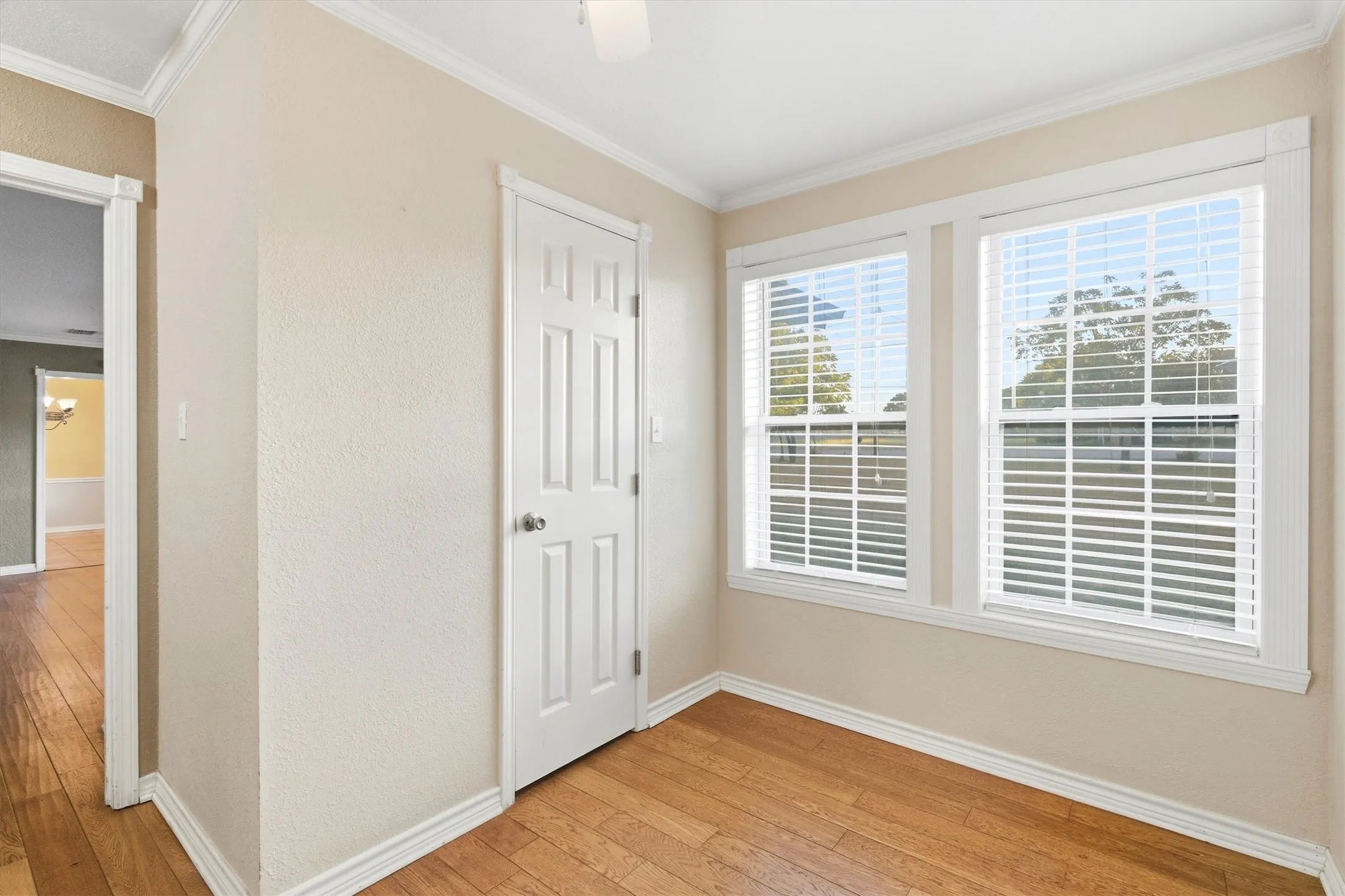 Single Family Residence For Sale in Dallas County , 4609 Pioneer Road, Balch Springs, Texas 75180, 3 Bedrooms, 2 Bathrooms, 4 Garage spaces, 1,632 Sqft, built in 1954, Price $795,000, mls#21085393, Real Estate Agent in Balch Springs, Homes For Sale in Dallas county, Homes For Sale in Balch Springs, Realtor in Balch Springs Texas, Real Estate Brokerage Independent Realty Texas, Luminita Cordes Realtor