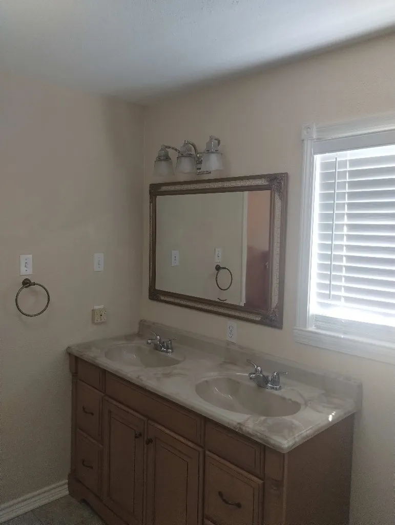 Single Family Residence For Sale in Dallas County , 4609 Pioneer Road, Balch Springs, Texas 75180, 3 Bedrooms, 2 Bathrooms, 4 Garage spaces, 1,632 Sqft, built in 1954, Price $795,000, mls#21085393, Real Estate Agent in Balch Springs, Homes For Sale in Dallas county, Homes For Sale in Balch Springs, Realtor in Balch Springs Texas, Real Estate Brokerage Independent Realty Texas, Luminita Cordes Realtor