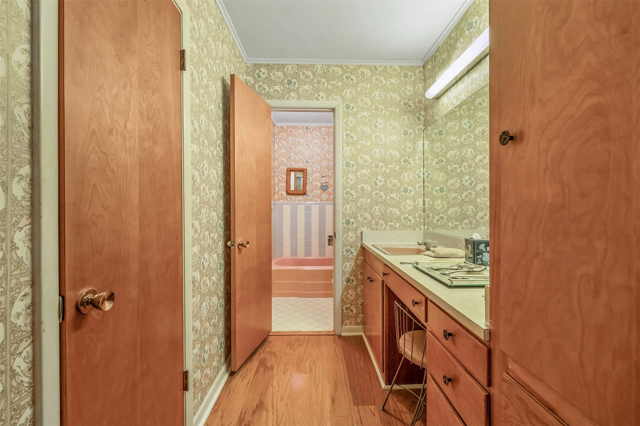 Single Family Residence For Sale in Cherokee County , 1858 S Dickinson Drive, Rusk, Texas 75785, 3 Bedroom, 3 Bathroom, Garage spaces, 1,847 Sqft, built in 1959, mls#21085844, Real Estate Agent in Rusk, Homes For Sale in Cherokee county, Homes For Sale in Rusk, Realtor in Rusk Texas, Real Estate Brokerage Independent Realty Texas, Luminita Cordes Realtor