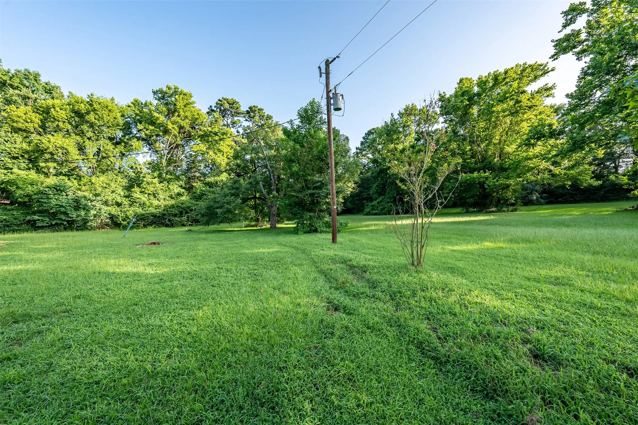 Single Family Residence For Sale in Cherokee County , 1858 S Dickinson Drive, Rusk, Texas 75785, 3 Bedroom, 3 Bathroom, Garage spaces, 1,847 Sqft, built in 1959, mls#21085844, Real Estate Agent in Rusk, Homes For Sale in Cherokee county, Homes For Sale in Rusk, Realtor in Rusk Texas, Real Estate Brokerage Independent Realty Texas, Luminita Cordes Realtor