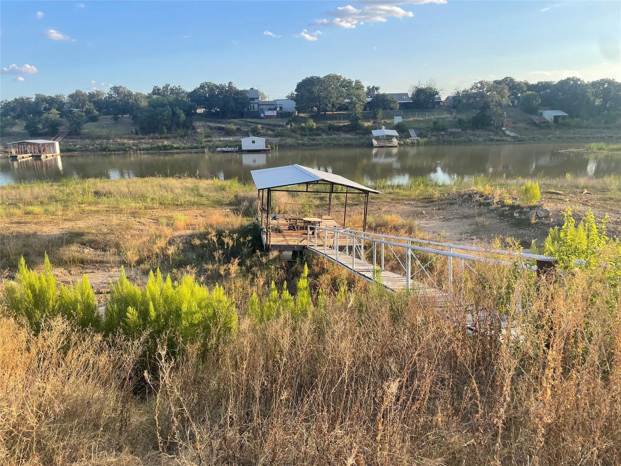 Single Family Residence For Sale in Stephens County , 520 cR 221, Breckenridge, Texas 76424, 3 Bedroom, 2 Bathroom, 2 Garage spaces, 1,840 Sqft, built in 1999, Preowned, mls#21071705, Real Estate Agent in Breckenridge, Homes For Sale in Stephens county, Homes For Sale in Breckenridge, Realtor in Breckenridge Texas, Real Estate Brokerage Independent Realty Texas, Luminita Cordes Realtor