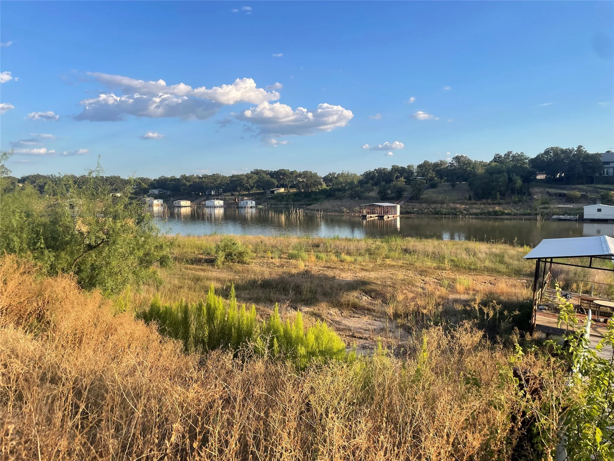 Single Family Residence For Sale in Stephens County , 520 cR 221, Breckenridge, Texas 76424, 3 Bedroom, 2 Bathroom, 2 Garage spaces, 1,840 Sqft, built in 1999, Preowned, mls#21071705, Real Estate Agent in Breckenridge, Homes For Sale in Stephens county, Homes For Sale in Breckenridge, Realtor in Breckenridge Texas, Real Estate Brokerage Independent Realty Texas, Luminita Cordes Realtor