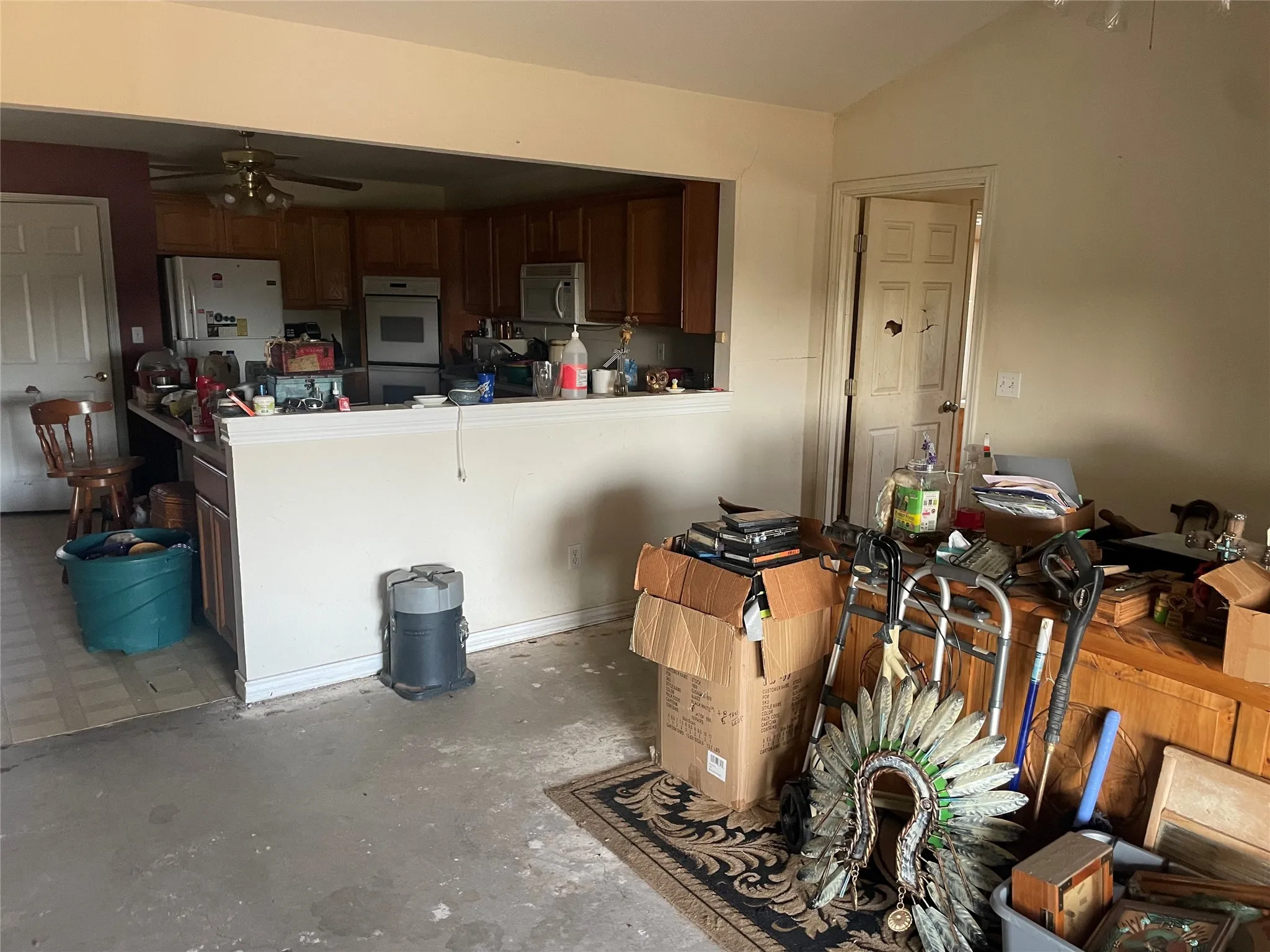 Single Family Residence For Sale in Stephens County , 520 cR 221, Breckenridge, Texas 76424, 3 Bedroom, 2 Bathroom, 2 Garage spaces, 1,840 Sqft, built in 1999, Preowned, mls#21071705, Real Estate Agent in Breckenridge, Homes For Sale in Stephens county, Homes For Sale in Breckenridge, Realtor in Breckenridge Texas, Real Estate Brokerage Independent Realty Texas, Luminita Cordes Realtor