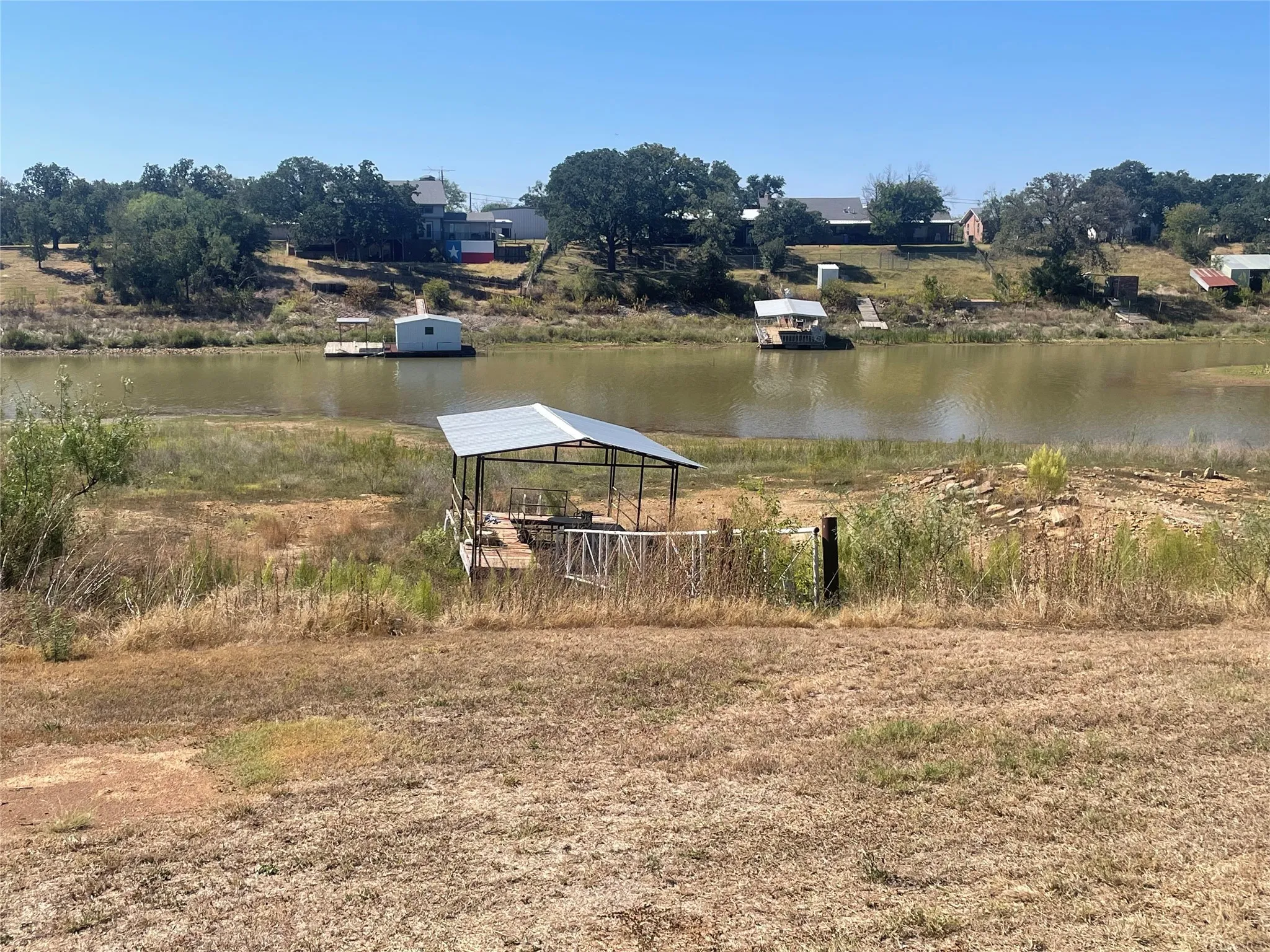 Single Family Residence For Sale in Stephens County , 520 cR 221, Breckenridge, Texas 76424, 3 Bedroom, 2 Bathroom, 2 Garage spaces, 1,840 Sqft, built in 1999, Preowned, mls#21071705, Real Estate Agent in Breckenridge, Homes For Sale in Stephens county, Homes For Sale in Breckenridge, Realtor in Breckenridge Texas, Real Estate Brokerage Independent Realty Texas, Luminita Cordes Realtor