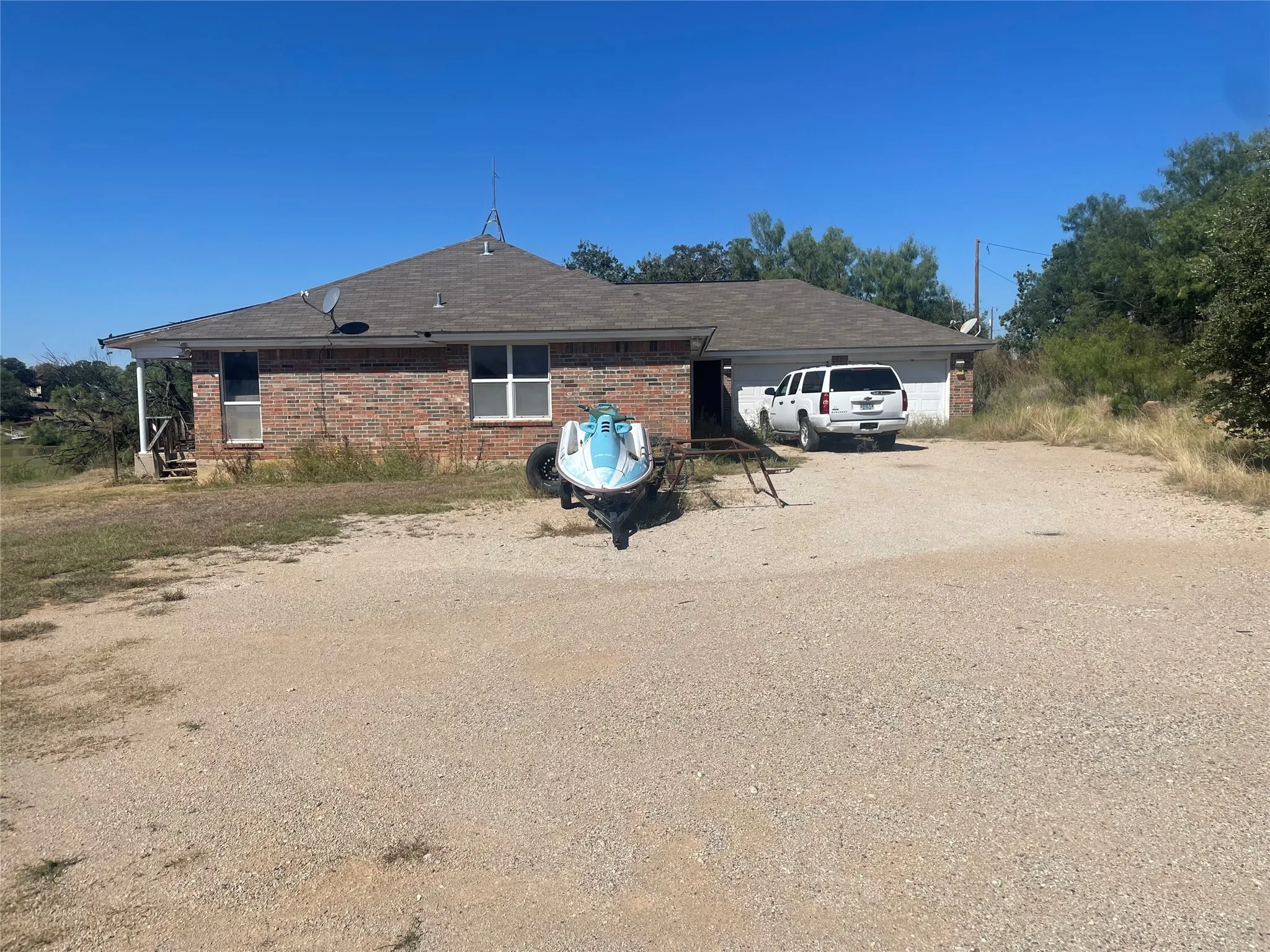 Single Family Residence For Sale in Stephens County , 520 cR 221, Breckenridge, Texas 76424, 3 Bedroom, 2 Bathroom, 2 Garage spaces, 1,840 Sqft, built in 1999, Preowned, mls#21071705, Real Estate Agent in Breckenridge, Homes For Sale in Stephens county, Homes For Sale in Breckenridge, Realtor in Breckenridge Texas, Real Estate Brokerage Independent Realty Texas, Luminita Cordes Realtor
