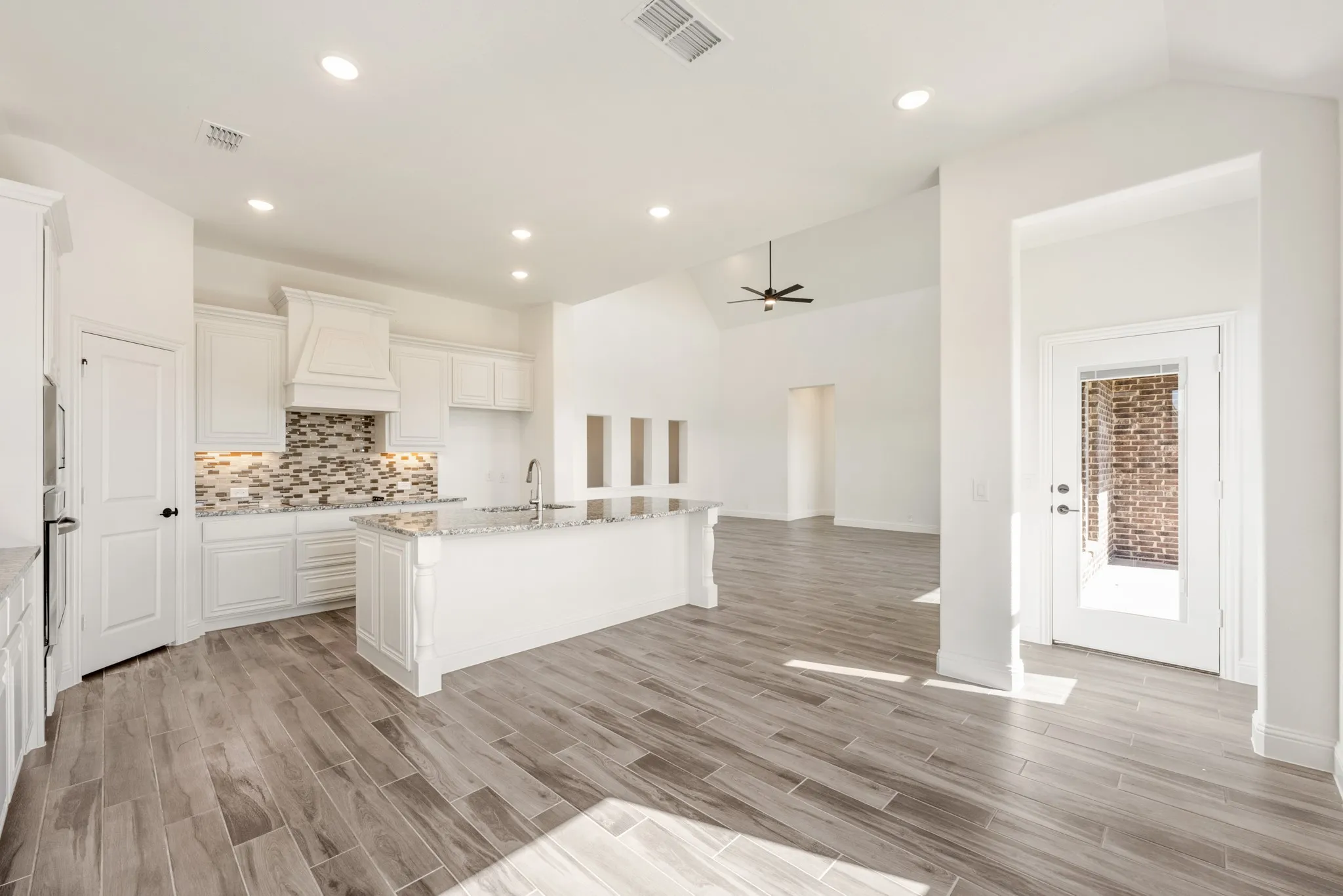 Single Family Residence For Sale in Kaufman County , 3751 Brookgreen Lane, Kaufman, Texas 75142, 3 Bedroom, 3 Bathroom, 3 Garage spaces, 2,783 Sqft, built in 2025, New Construction - Complete, mls#21086246, Real Estate Agent in Kaufman, Homes For Sale in Kaufman county, Homes For Sale in Kaufman, Realtor in Kaufman Texas, Real Estate Brokerage Independent Realty Texas, Luminita Cordes Realtor