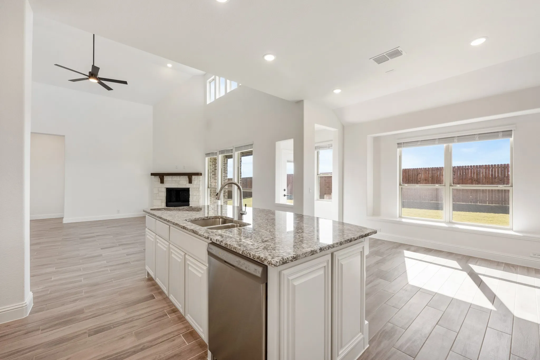 Single Family Residence For Sale in Kaufman County , 3751 Brookgreen Lane, Kaufman, Texas 75142, 3 Bedroom, 3 Bathroom, 3 Garage spaces, 2,783 Sqft, built in 2025, New Construction - Complete, mls#21086246, Real Estate Agent in Kaufman, Homes For Sale in Kaufman county, Homes For Sale in Kaufman, Realtor in Kaufman Texas, Real Estate Brokerage Independent Realty Texas, Luminita Cordes Realtor