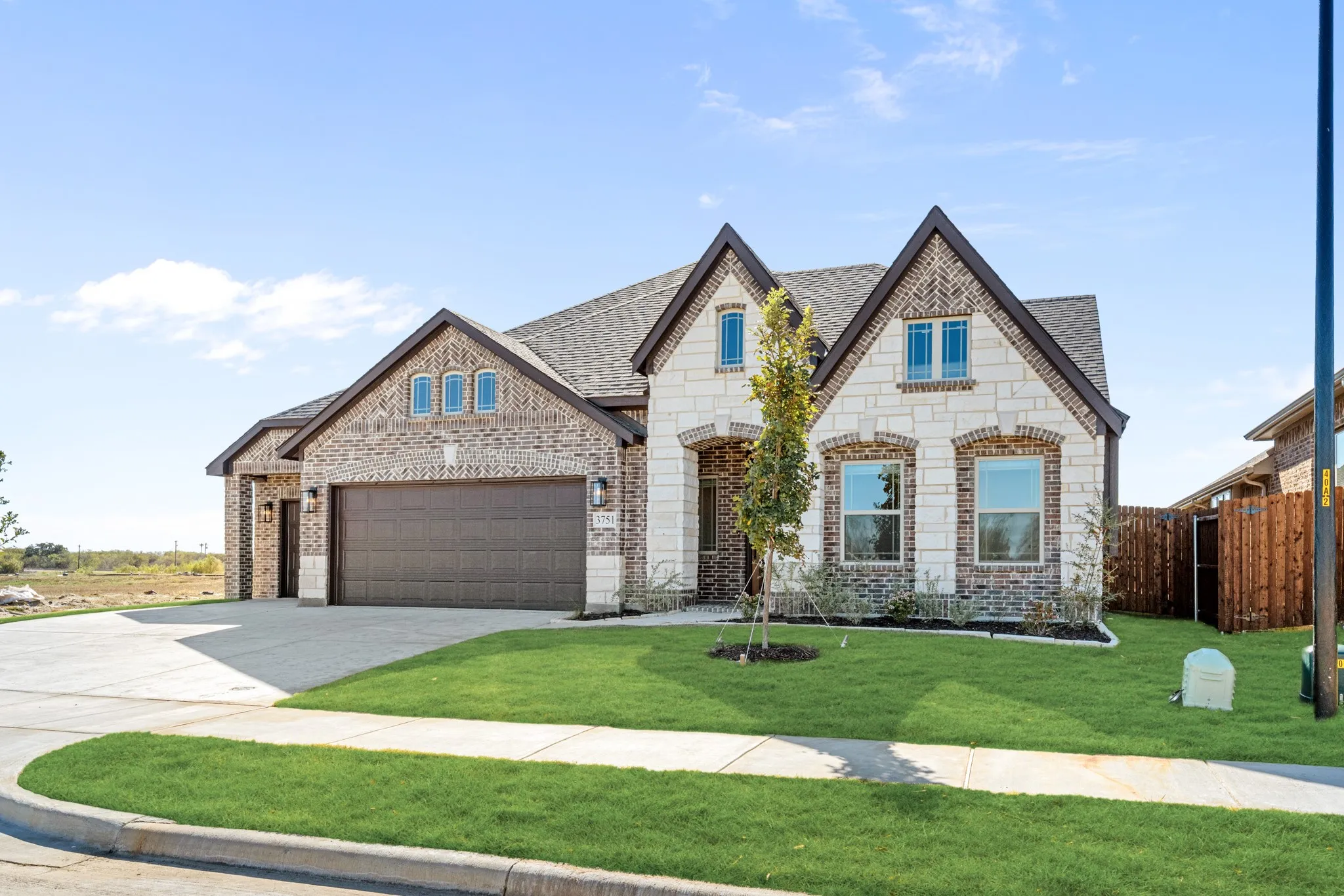 Single Family Residence For Sale in Kaufman County , 3751 Brookgreen Lane, Kaufman, Texas 75142, 3 Bedroom, 3 Bathroom, 3 Garage spaces, 2,783 Sqft, built in 2025, New Construction - Complete, mls#21086246, Real Estate Agent in Kaufman, Homes For Sale in Kaufman county, Homes For Sale in Kaufman, Realtor in Kaufman Texas, Real Estate Brokerage Independent Realty Texas, Luminita Cordes Realtor